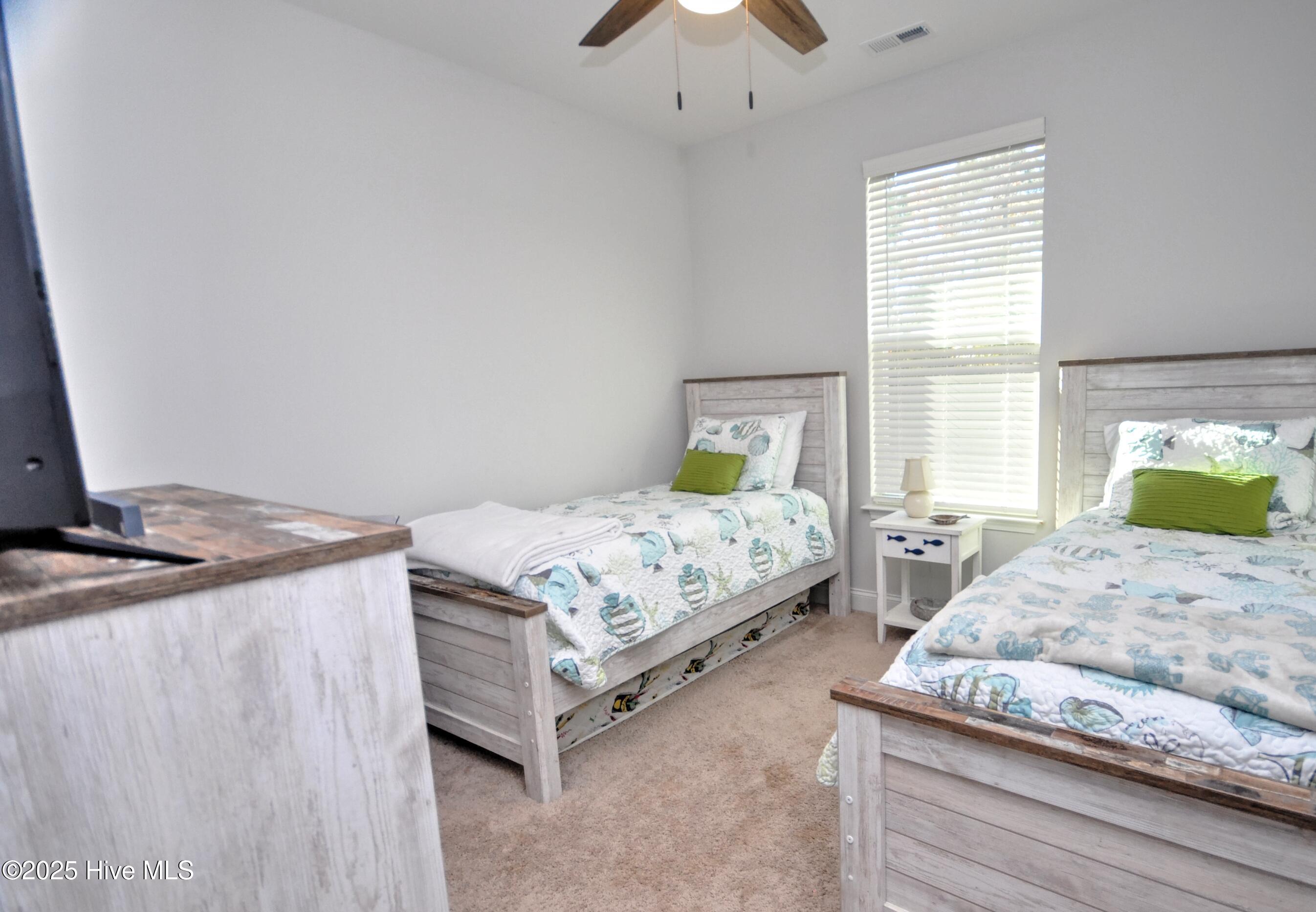 100541962 | Photo 29