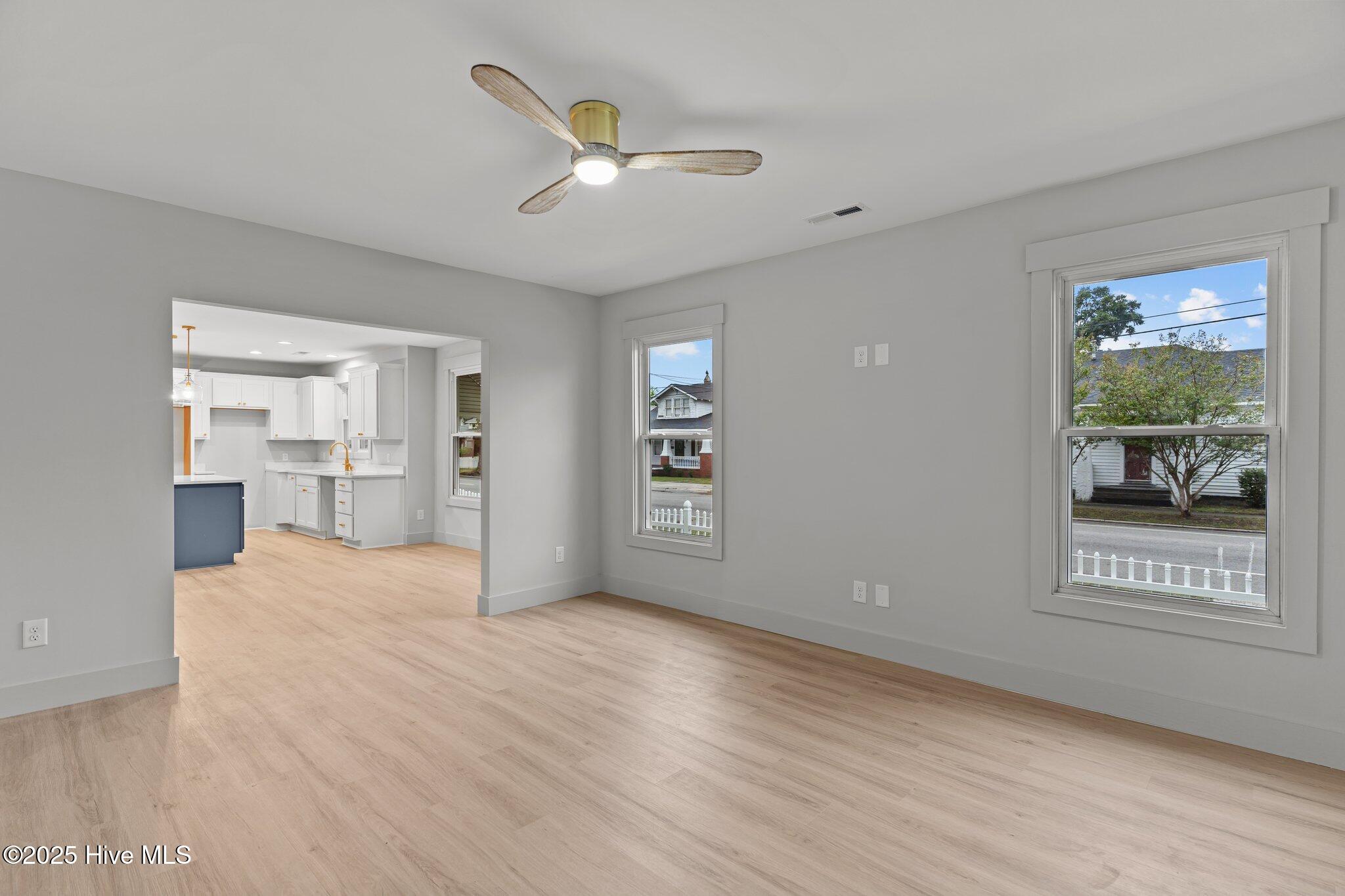 1702 Orange Street, Wilmington, NC 28403 – photo 11: 21-web-or-mls-BTS01130