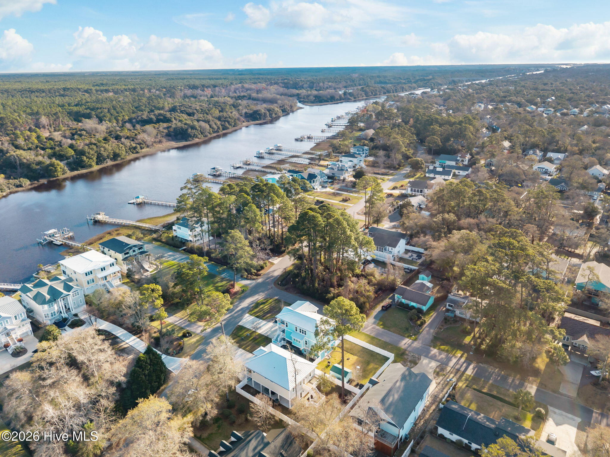 100561647 | Photo 37