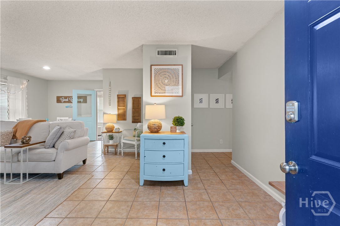 Homes for sale in Saint Simons Island, GA | 302 E Island Square Dr, Saint Simons Island, GA 31522 | MLS# SA355451