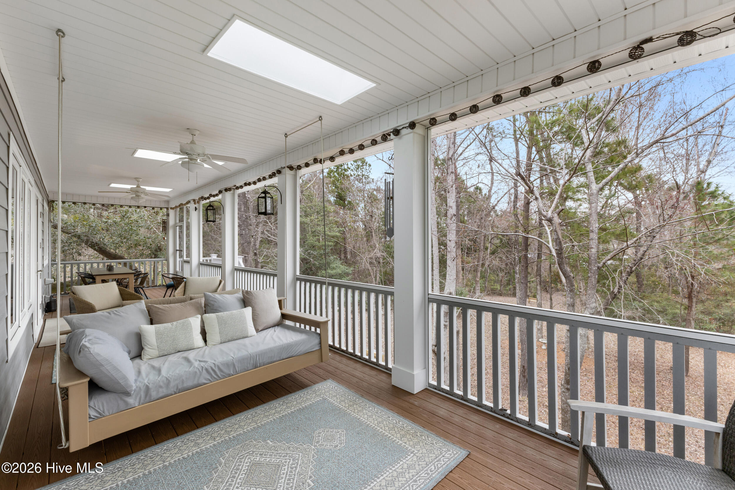 100558084 | Photo 34