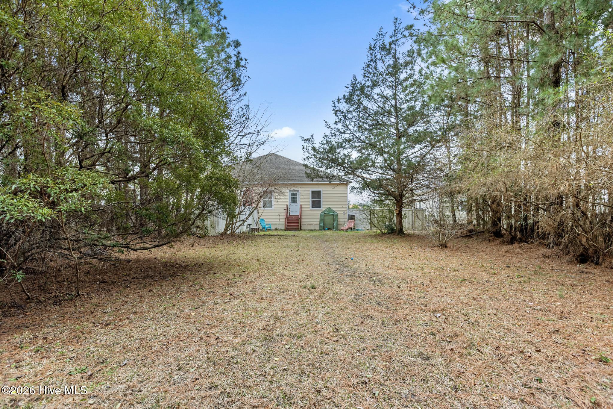 100556084 | Photo 21