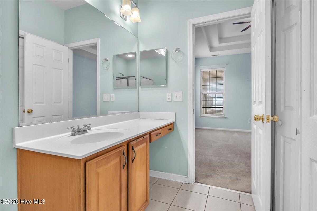 100555948 | Photo 25