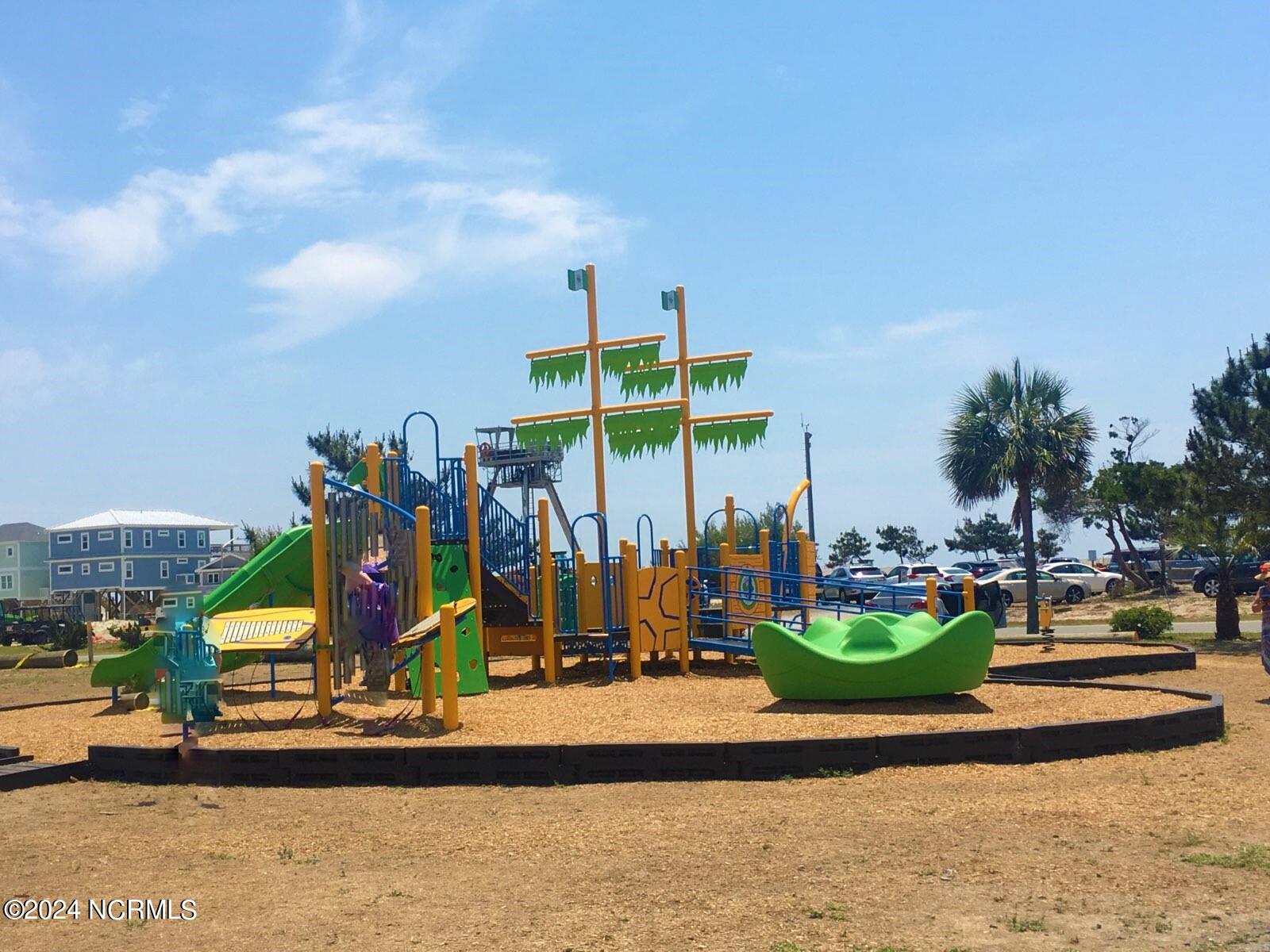 100551209 | Photo 27