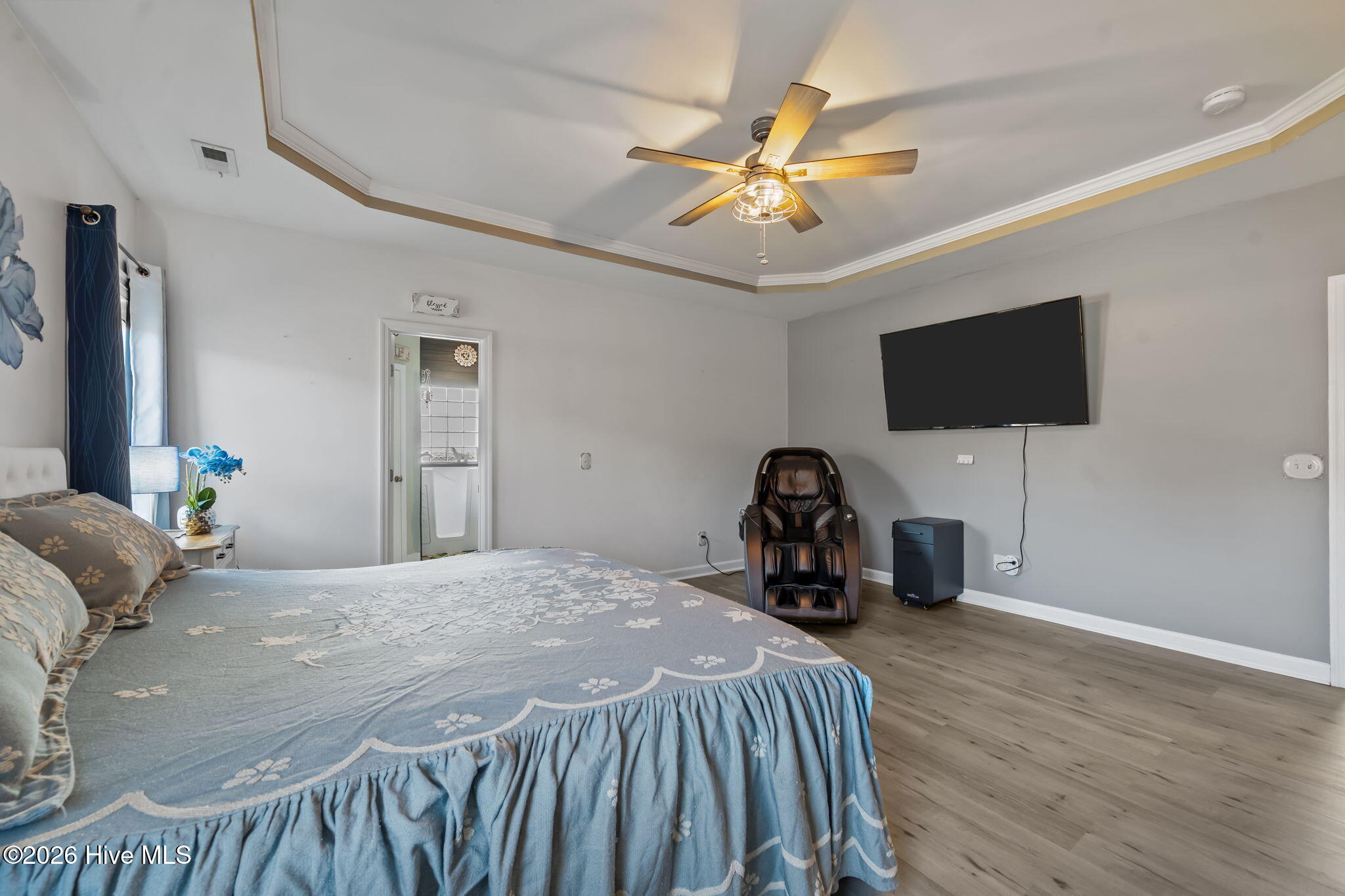 100547536 | Photo 25