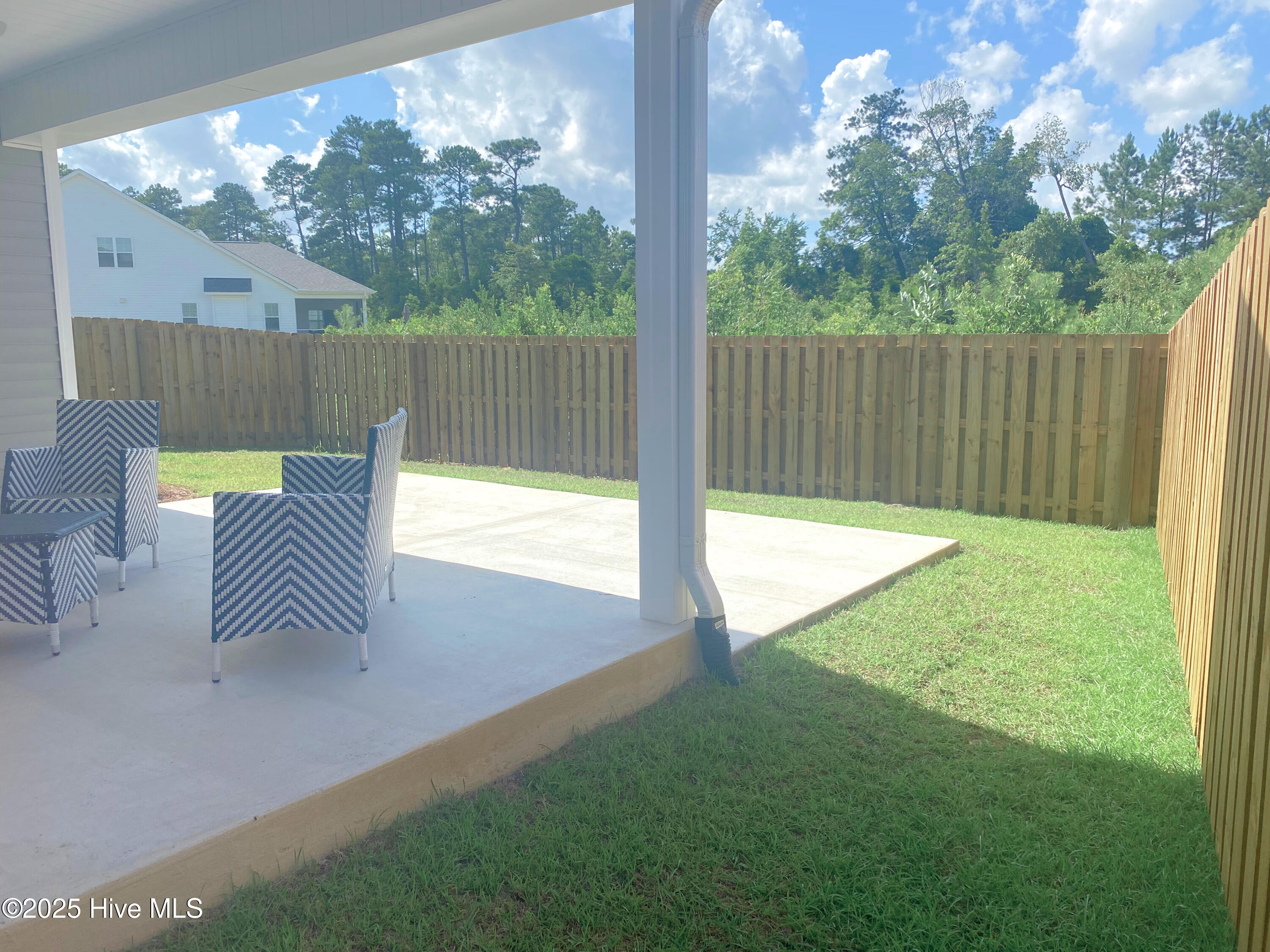 100477317 | Photo 27