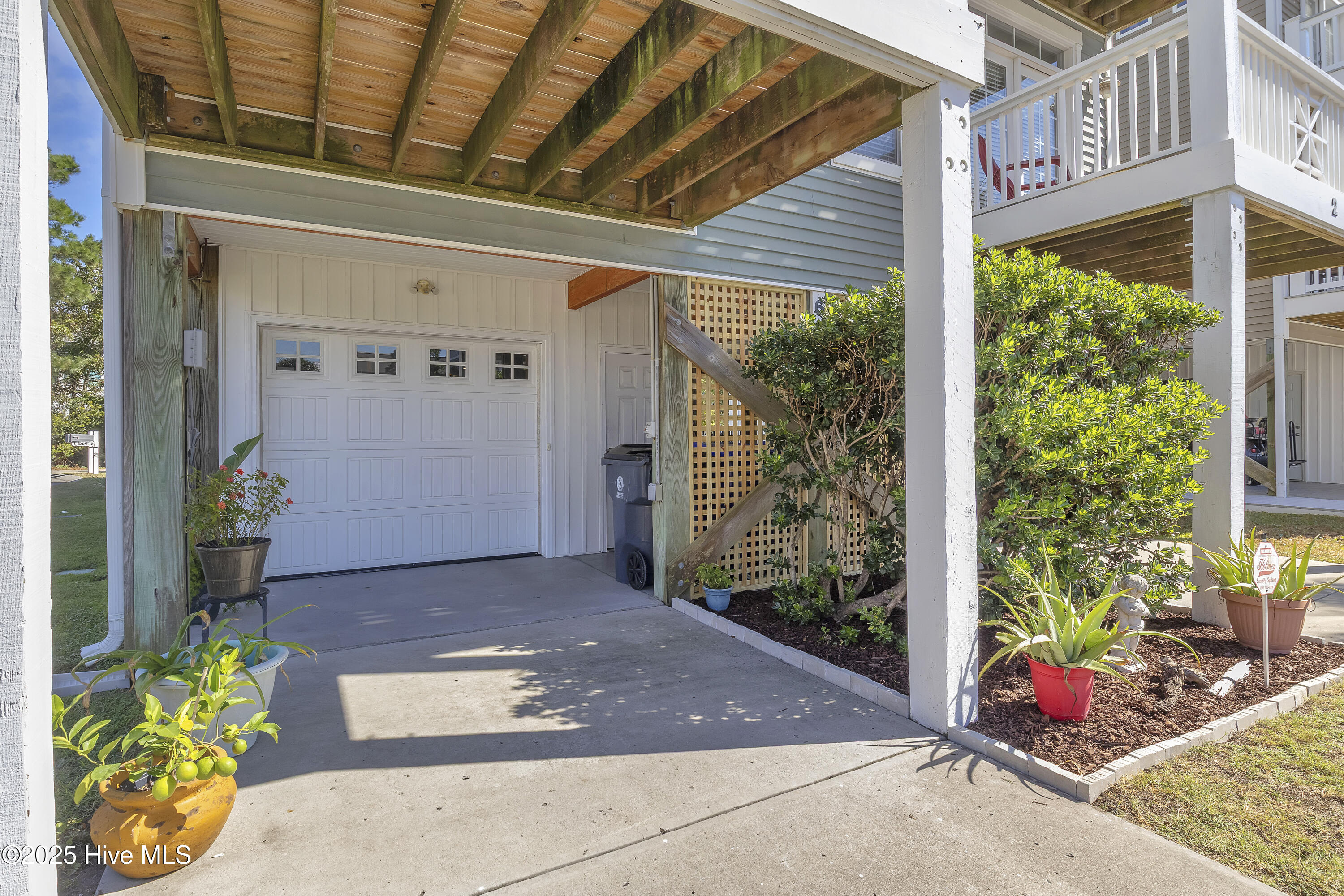 100529504 | Photo 31