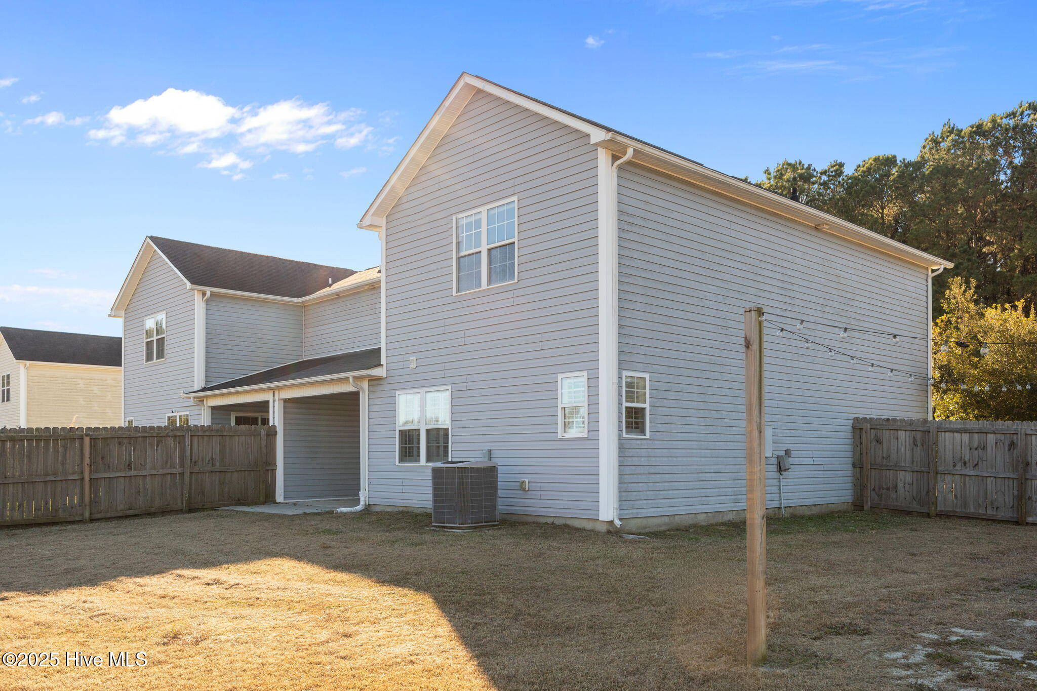 100546032 | Photo 40