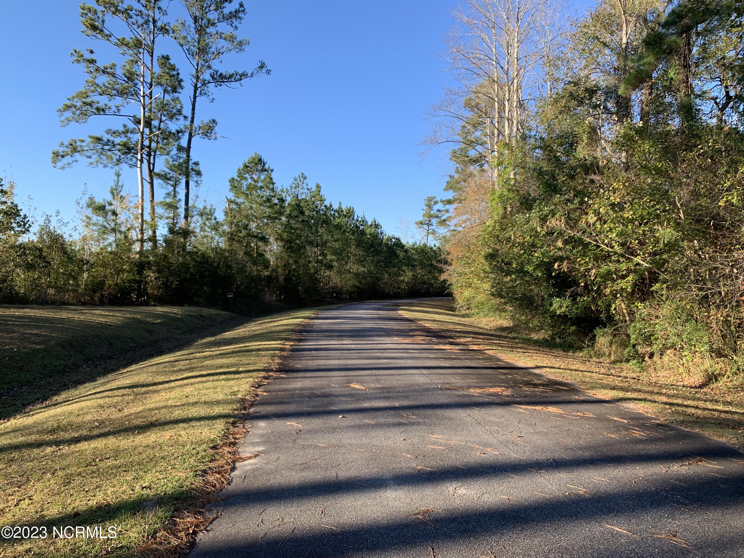 242 27 Castaway Road,Merritt