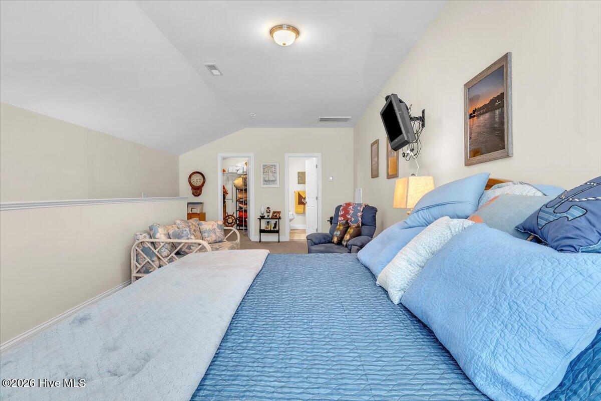 100549972 | Photo 45