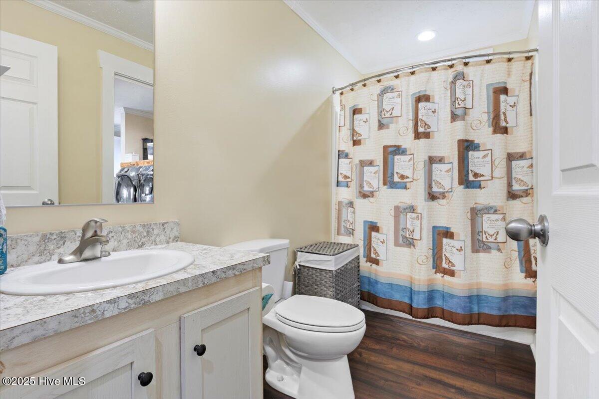 100539175 | Photo 24