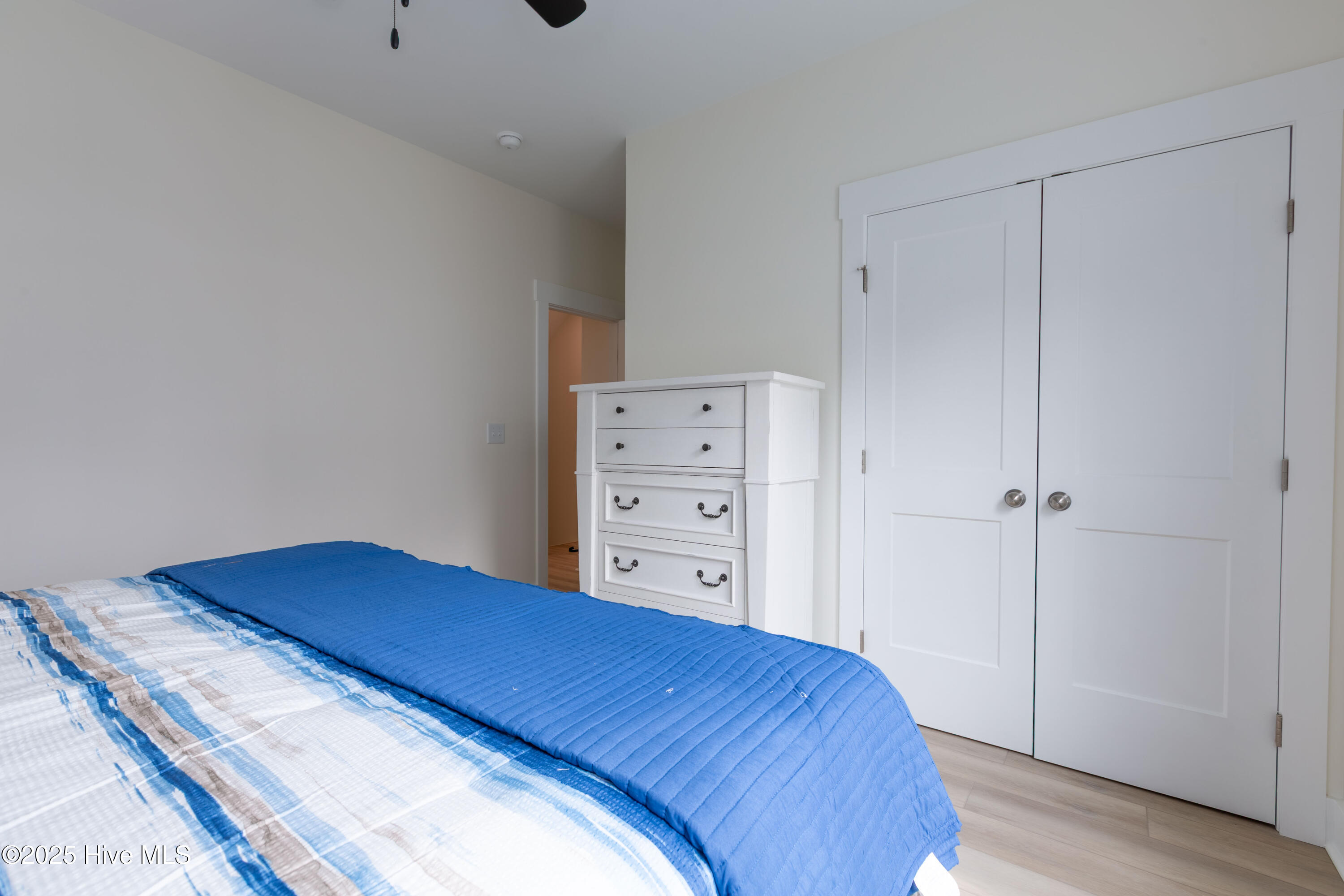 100545924 | Photo 34