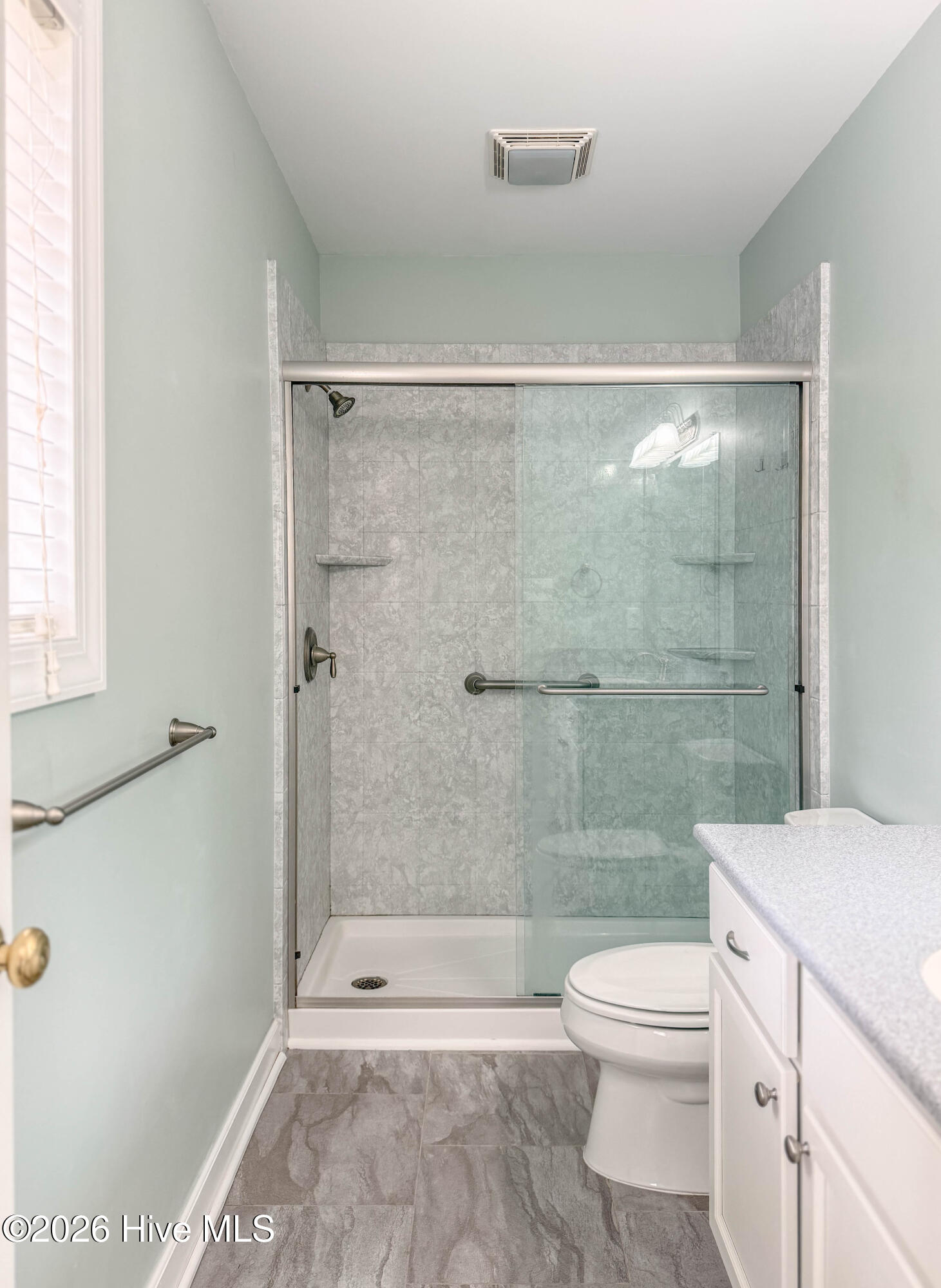 100562741 | Photo 36