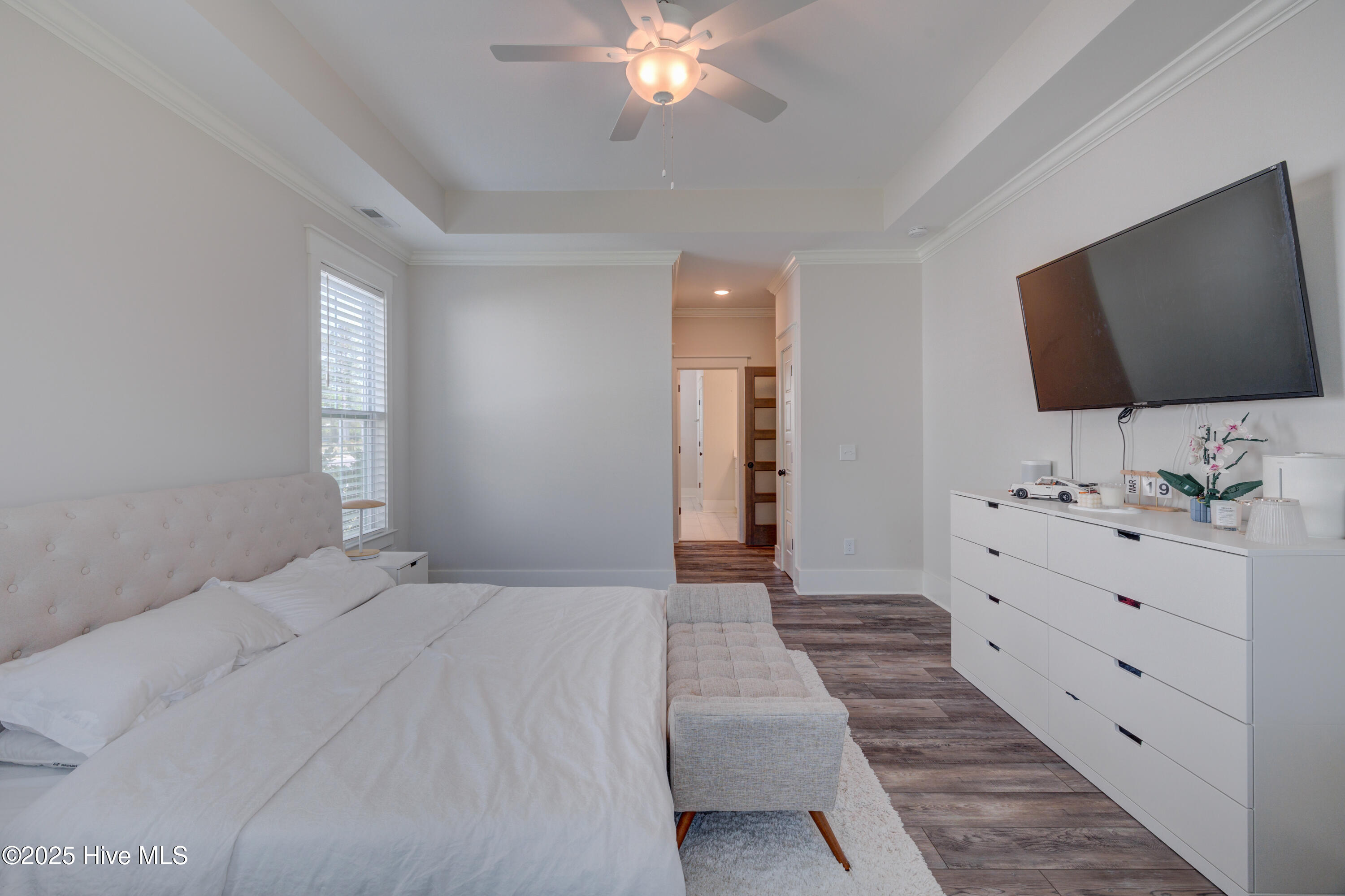 100553417 | Photo 35