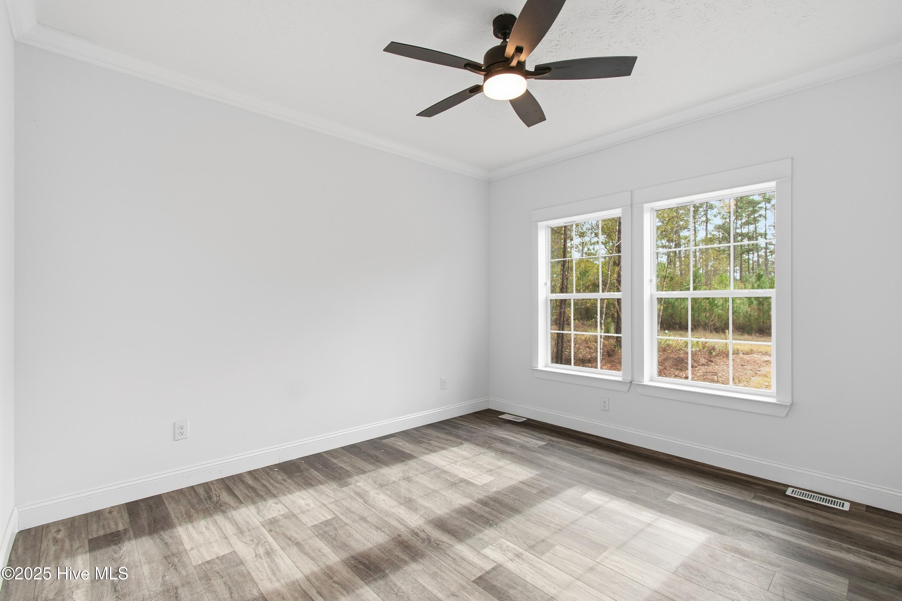 100544573 | Photo 27