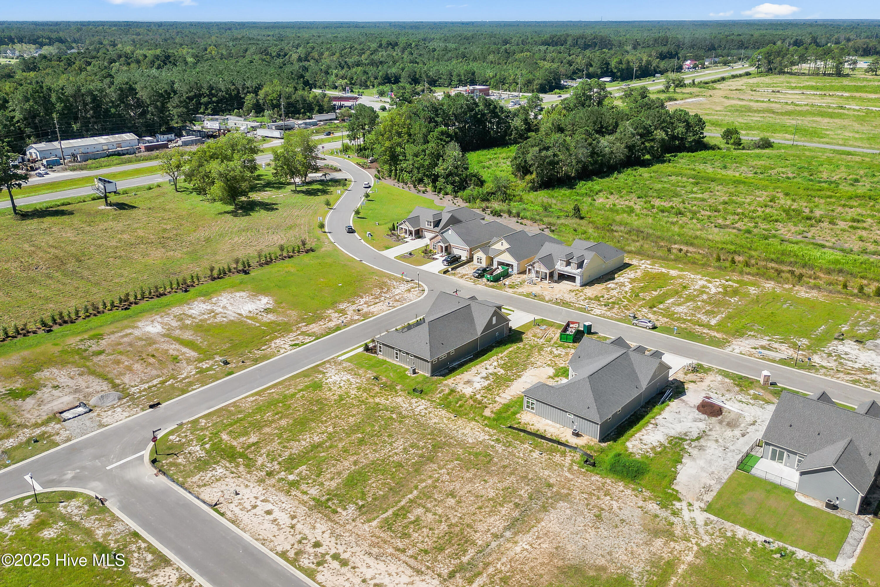 100496810 | Photo 53