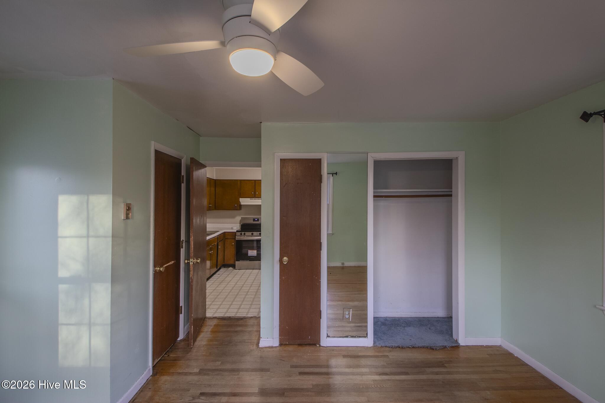 100552171 | Photo 12