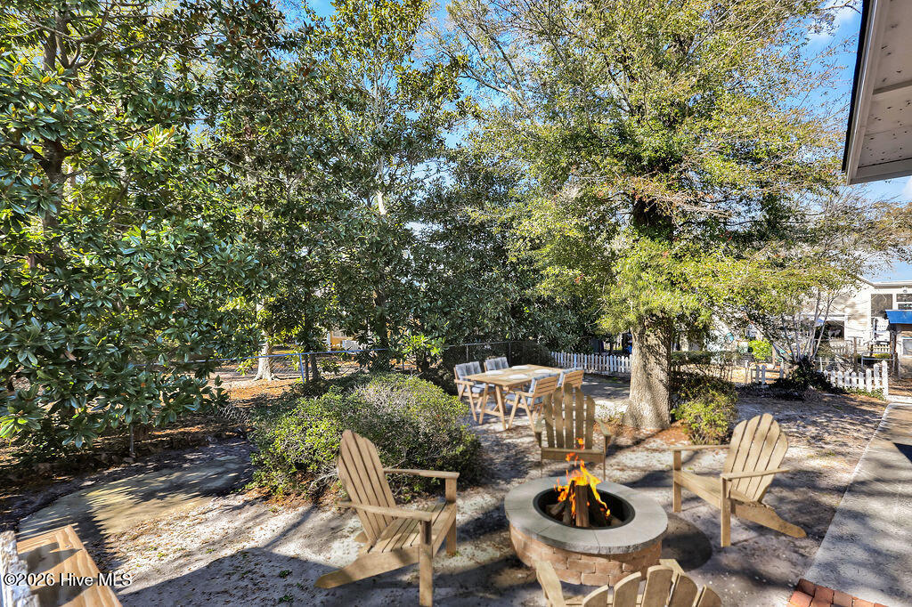 100553001 | Photo 33