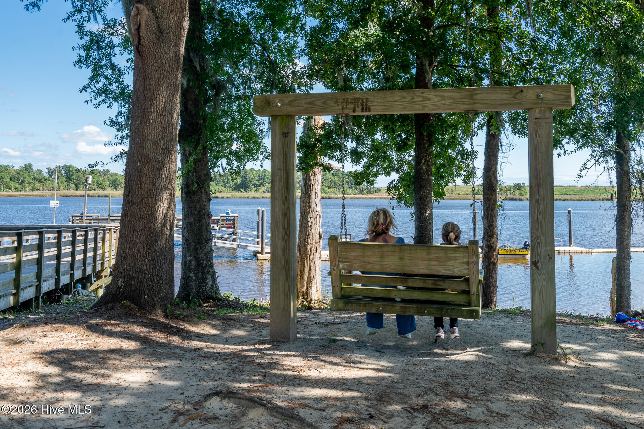 100551488 | Photo 51