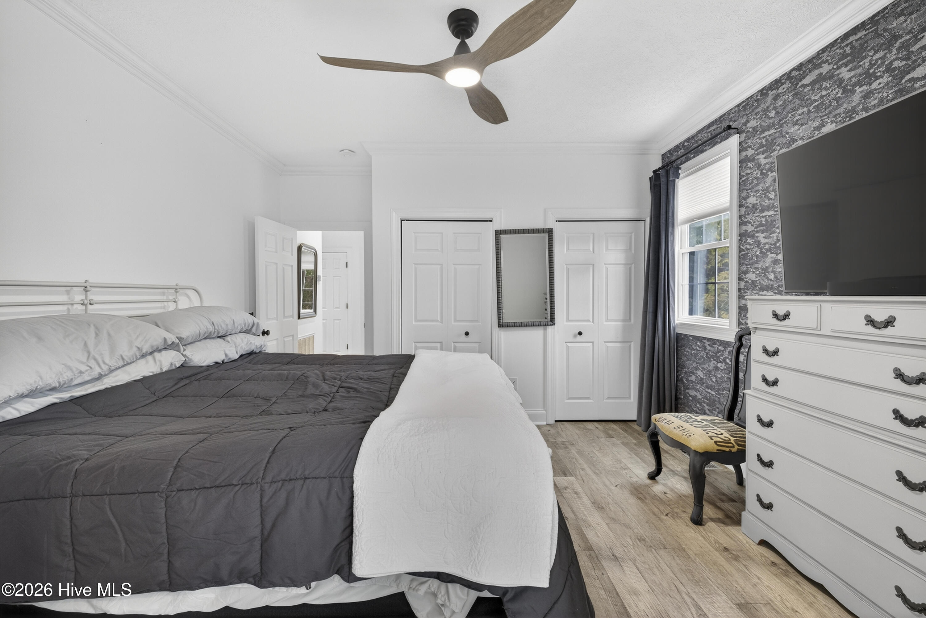 100557060 | Photo 22