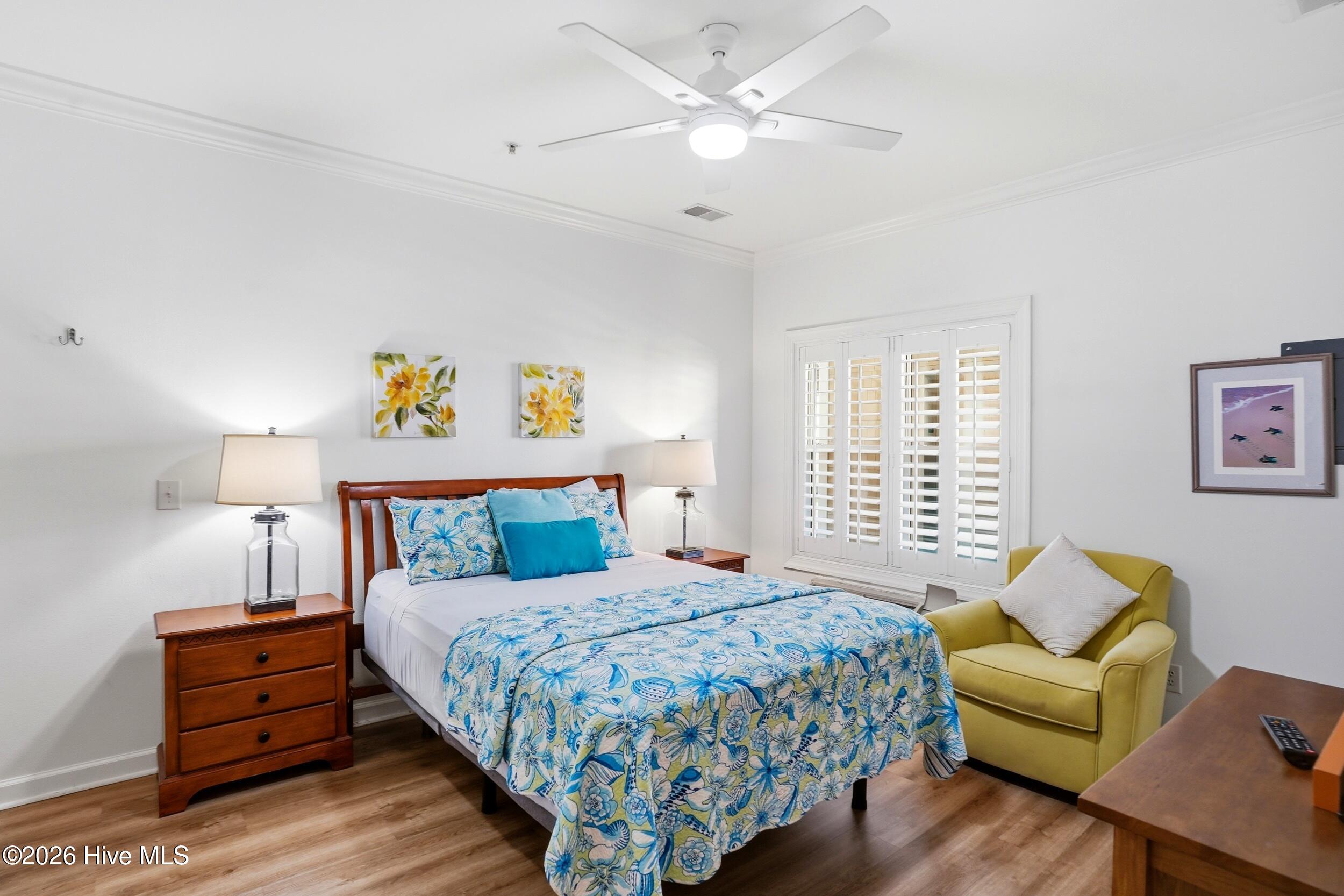 100567598 | Photo 19