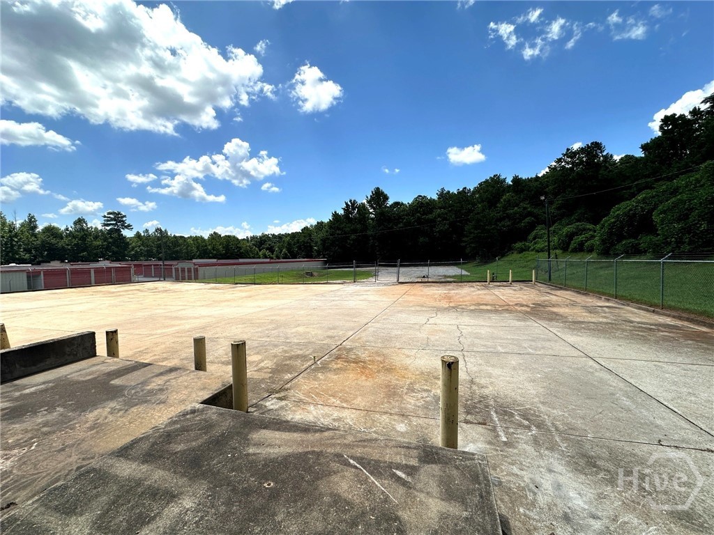 Paved fenced yard, 1 acre± outside storage, 255 Co