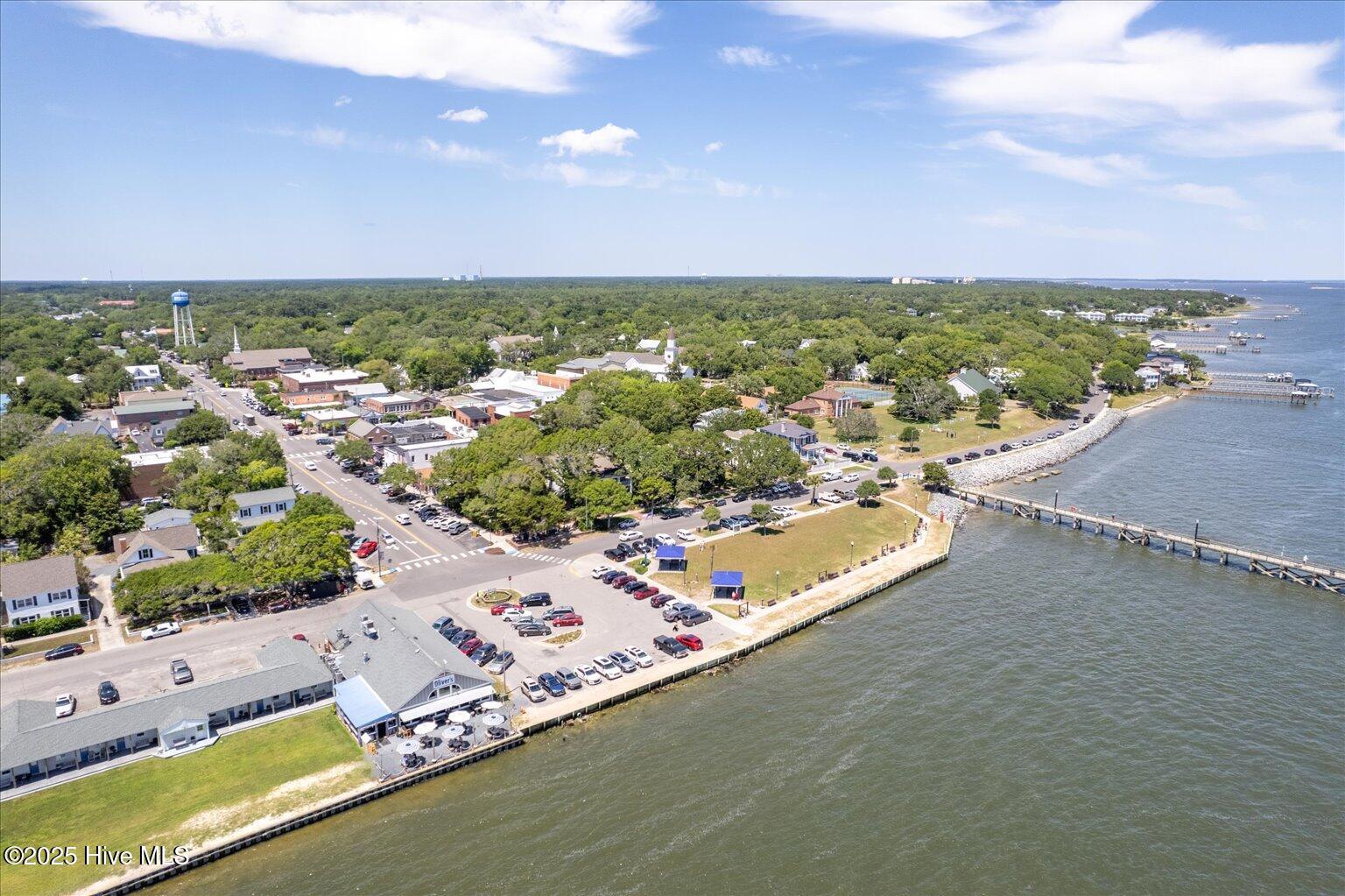 100545035 | Photo 123