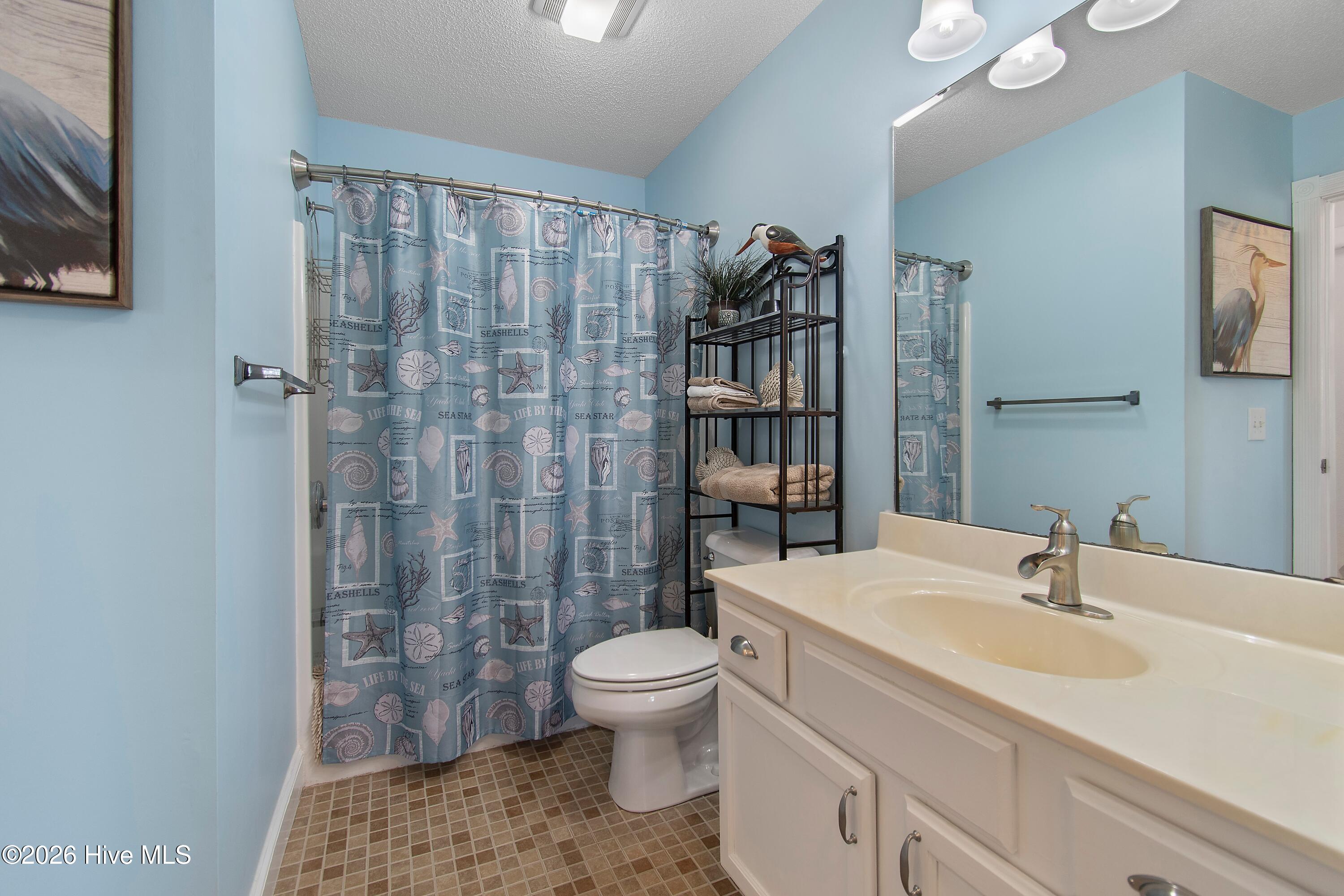 100556765 | Photo 13