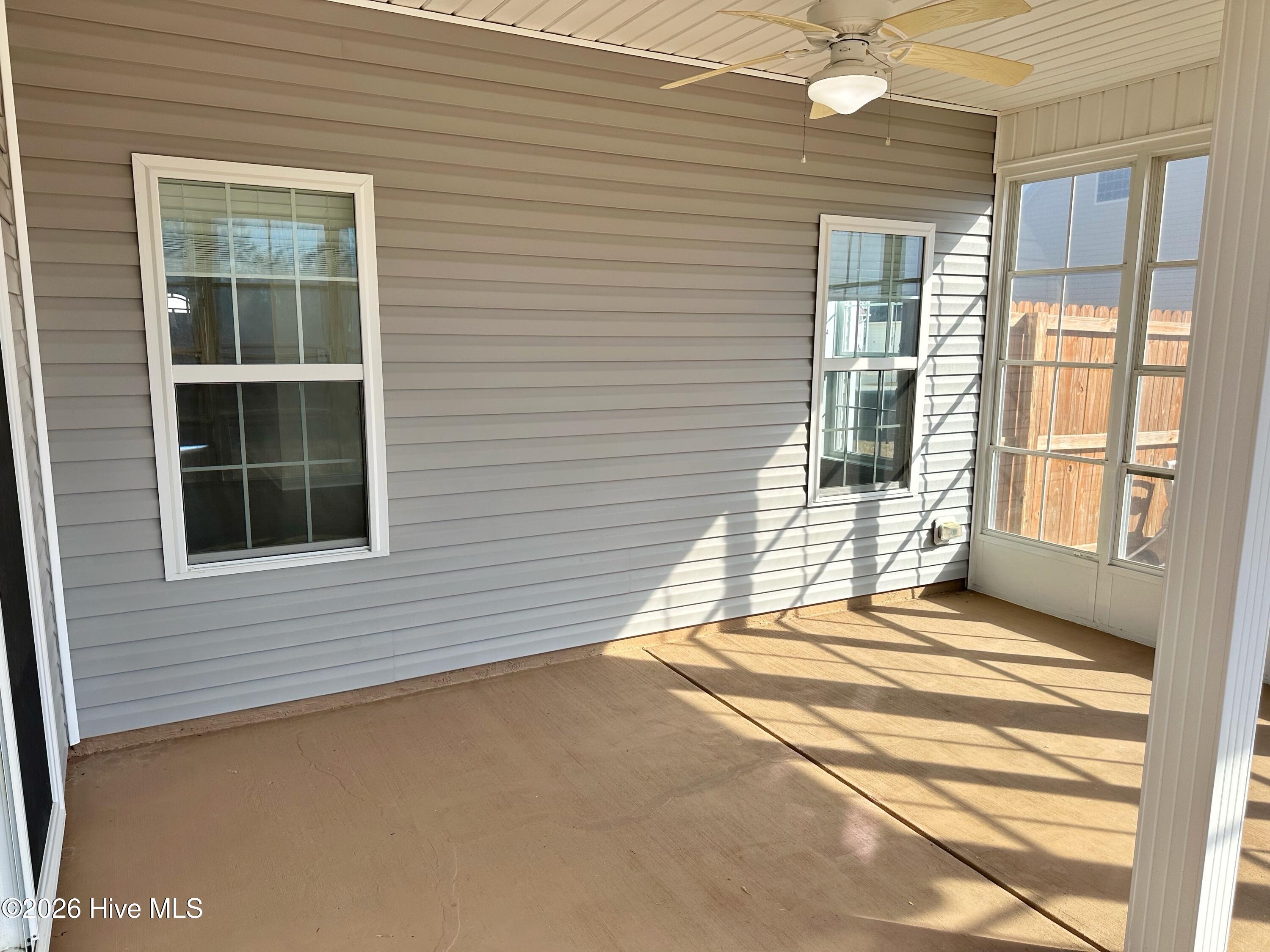 100550134 | Photo 52