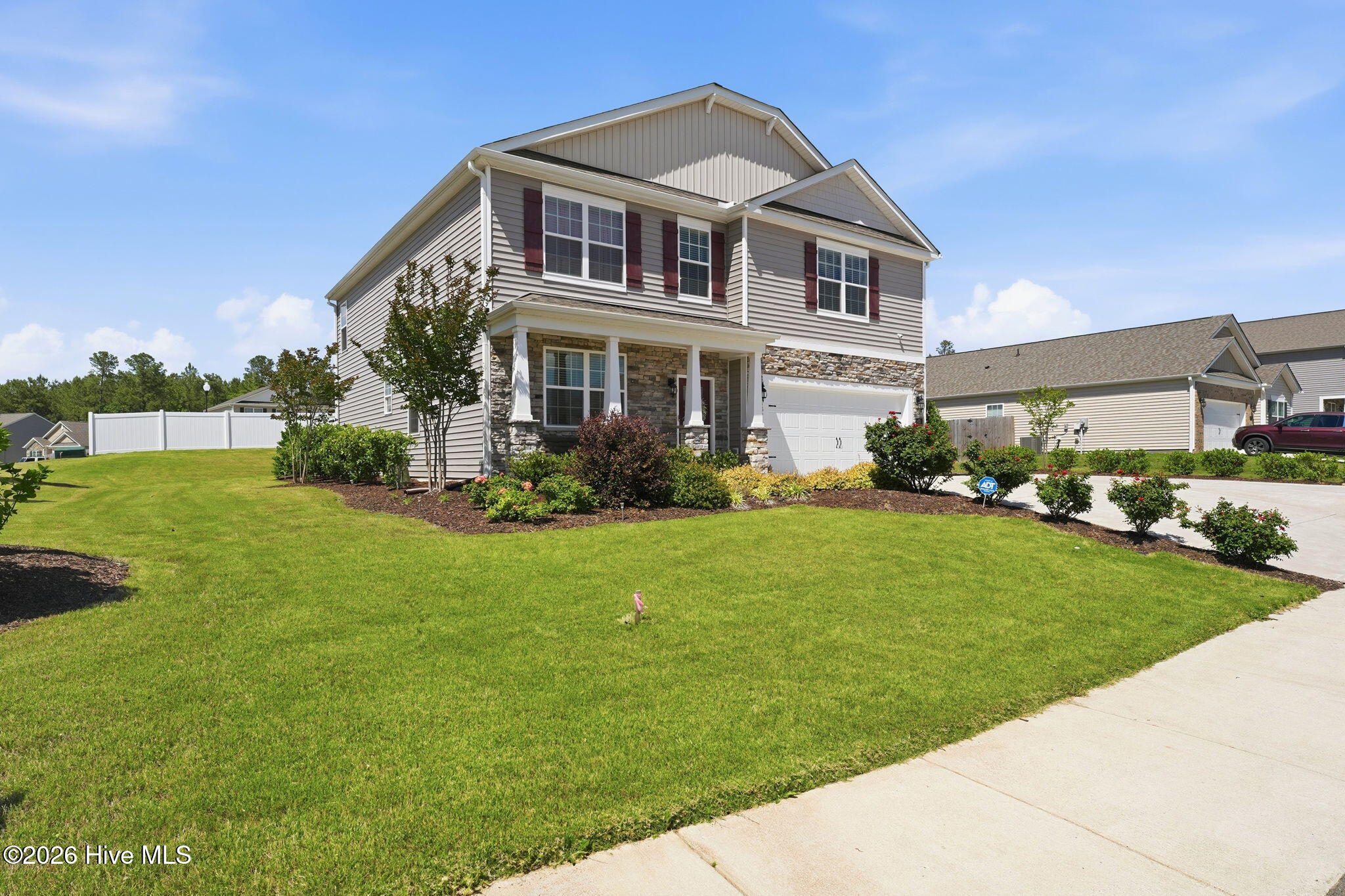 Photo 4 of Single family home for sale at 401 Apricot Ln, Carthage, NC 28327 | MLS# 100600774 | Listing updated on 2026-09-04