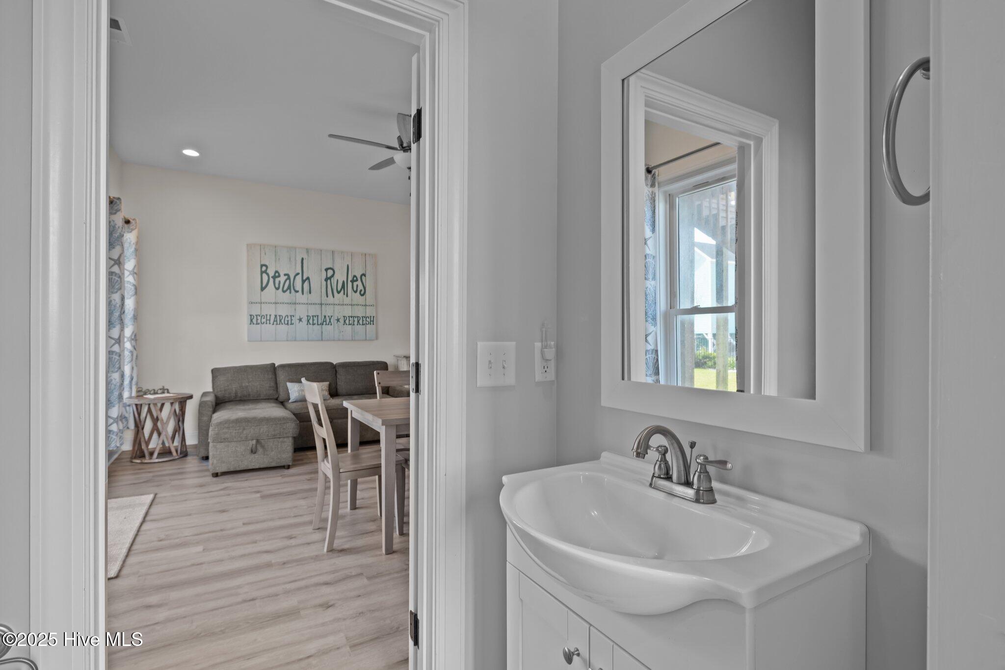 100509194 | Photo 20