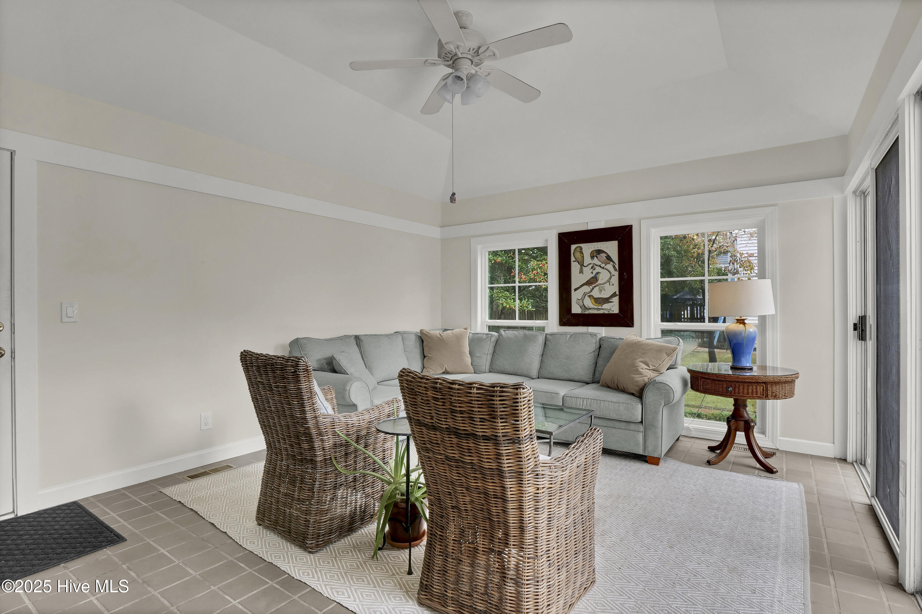 100539968 | Photo 21