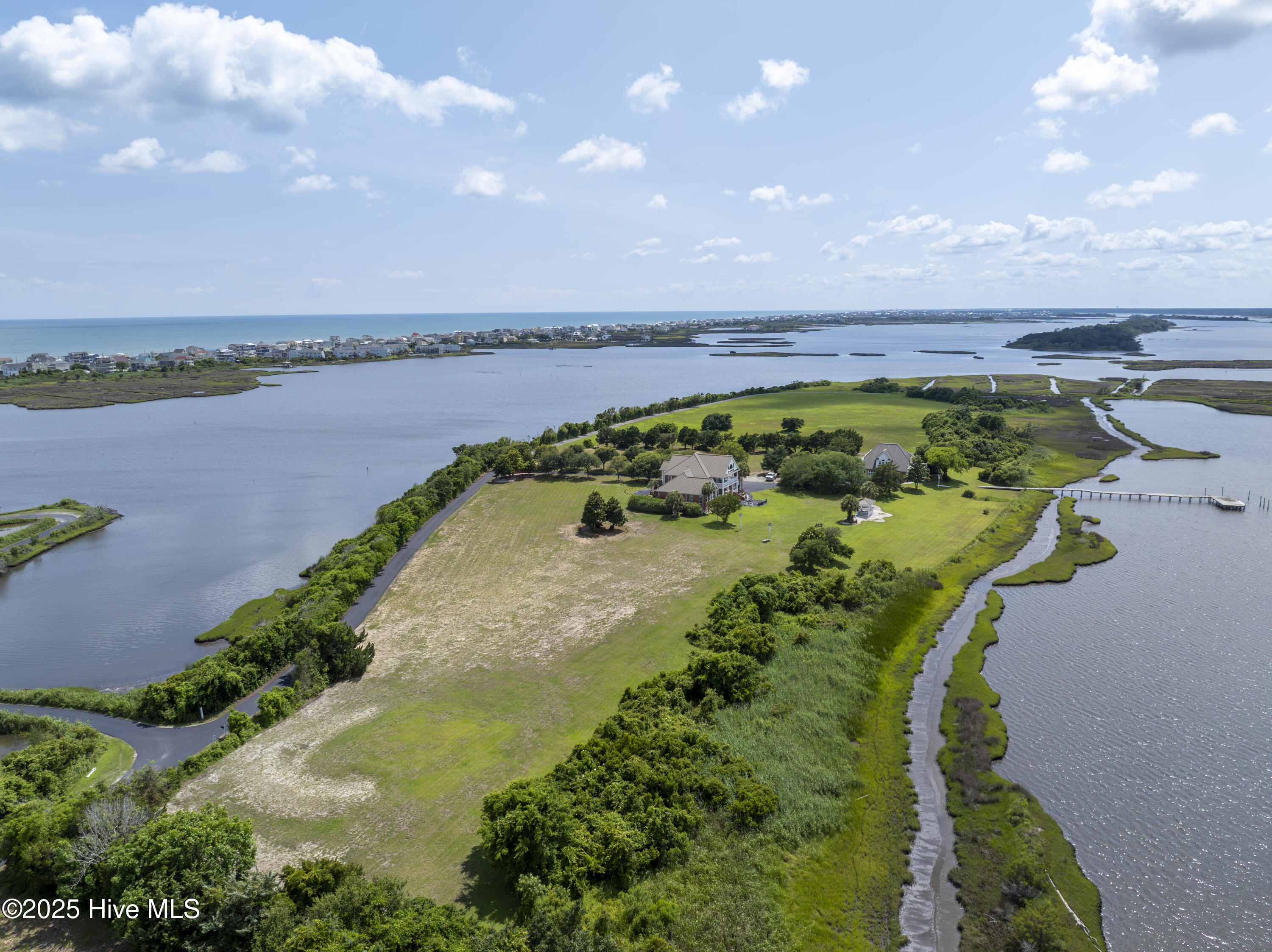 100512986 | Photo 81