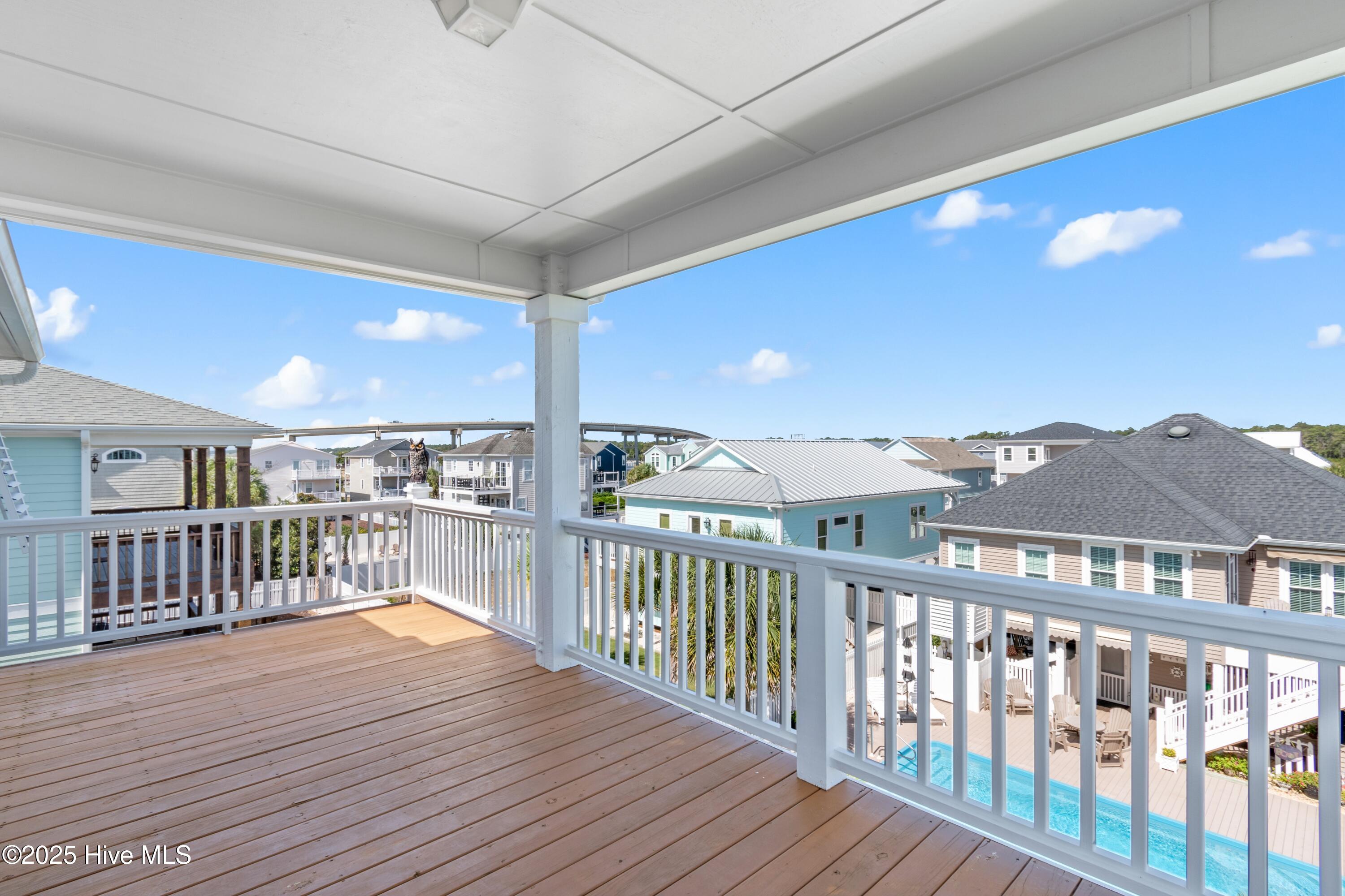 100534441 | Photo 33