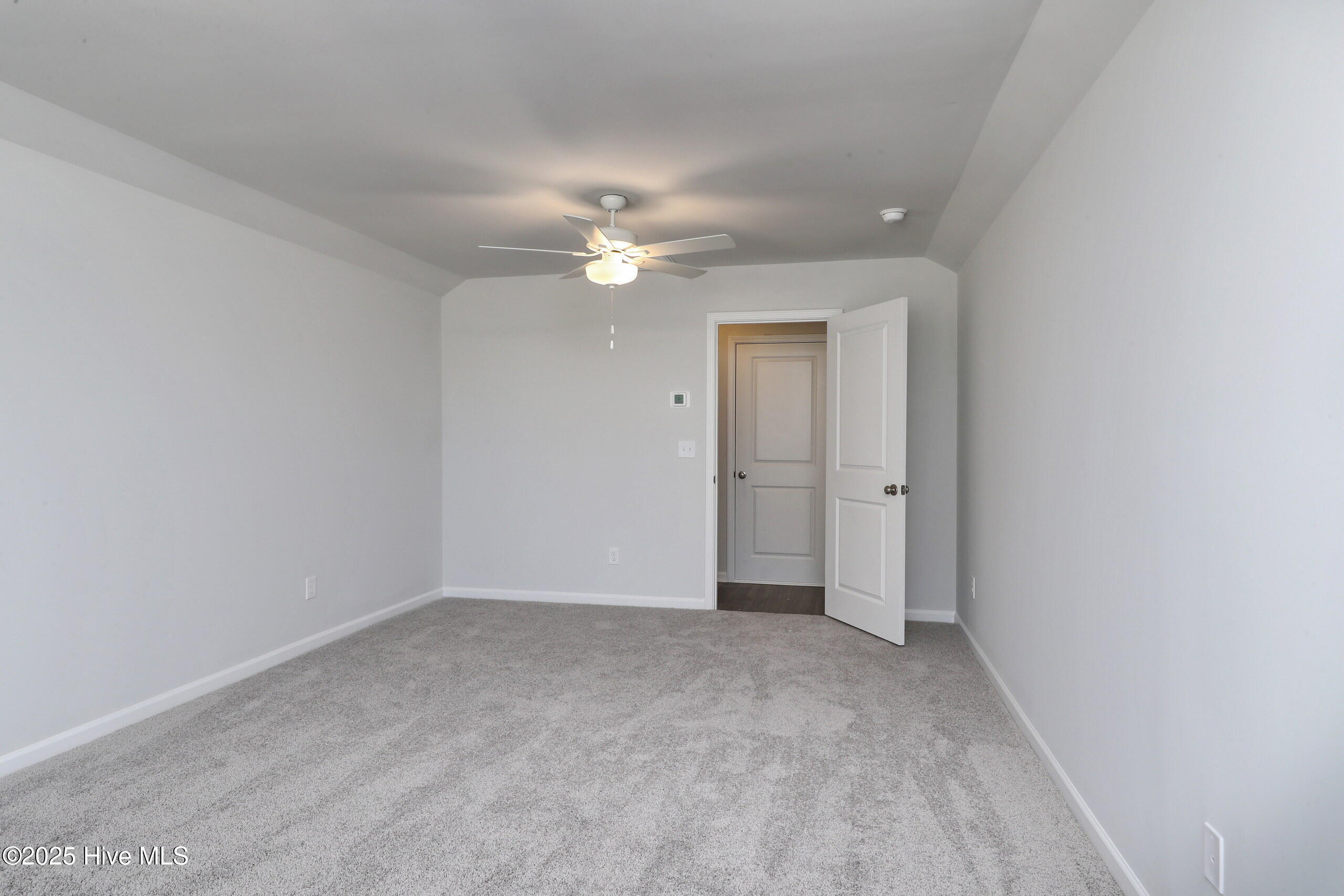 100517565 | Photo 30