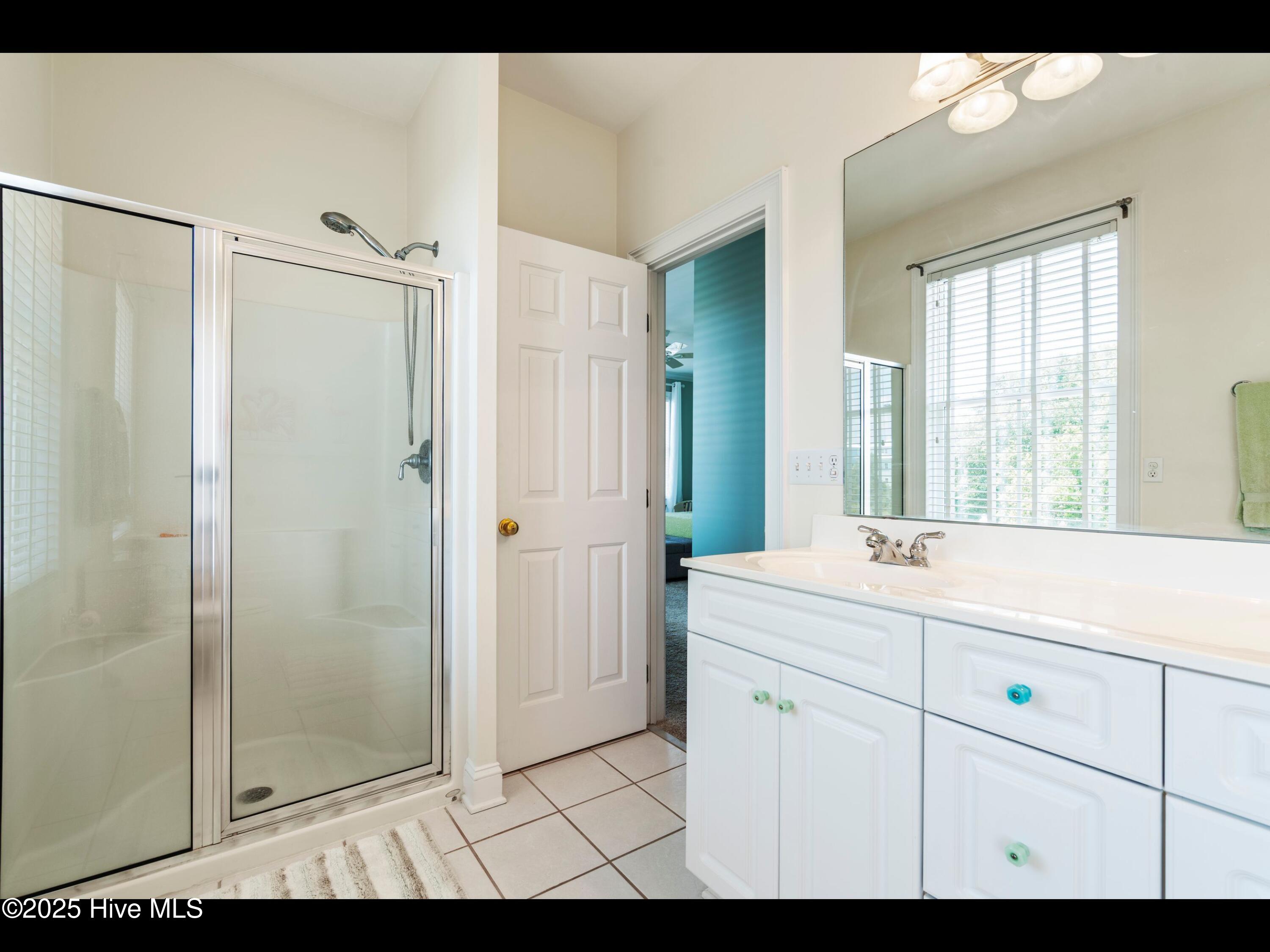 100511839 | Photo 58