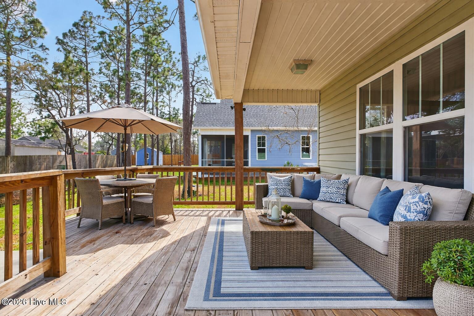 100561727 | Photo 37