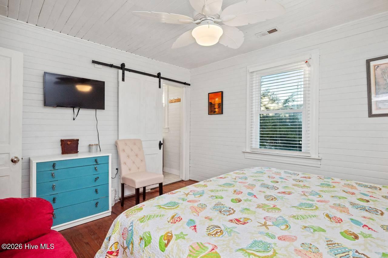 100561729 | Photo 27