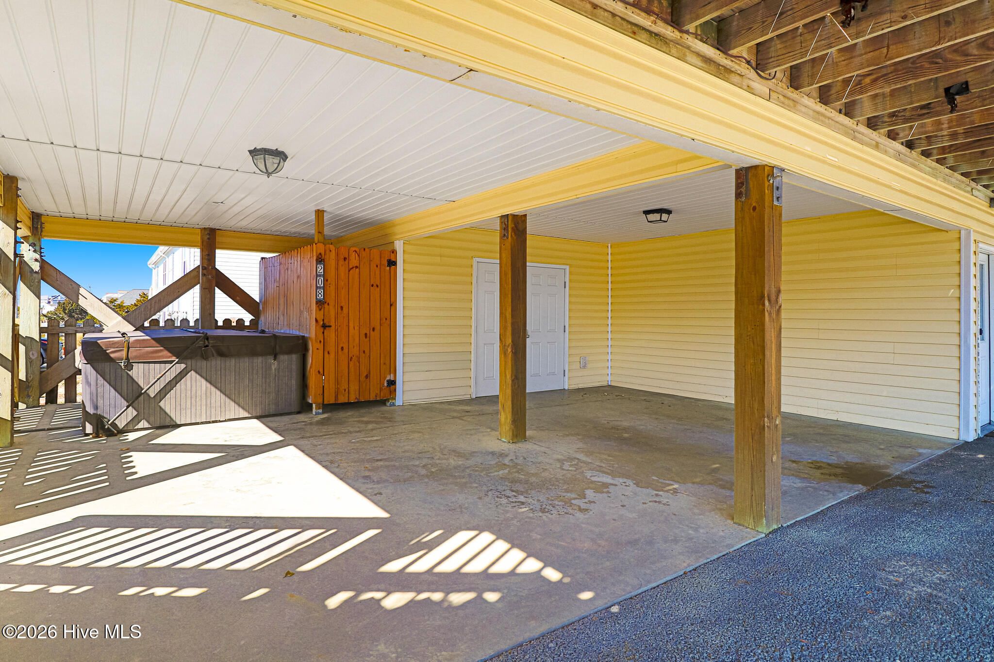 208 Beaufort Avenue 1,Atlantic Beach