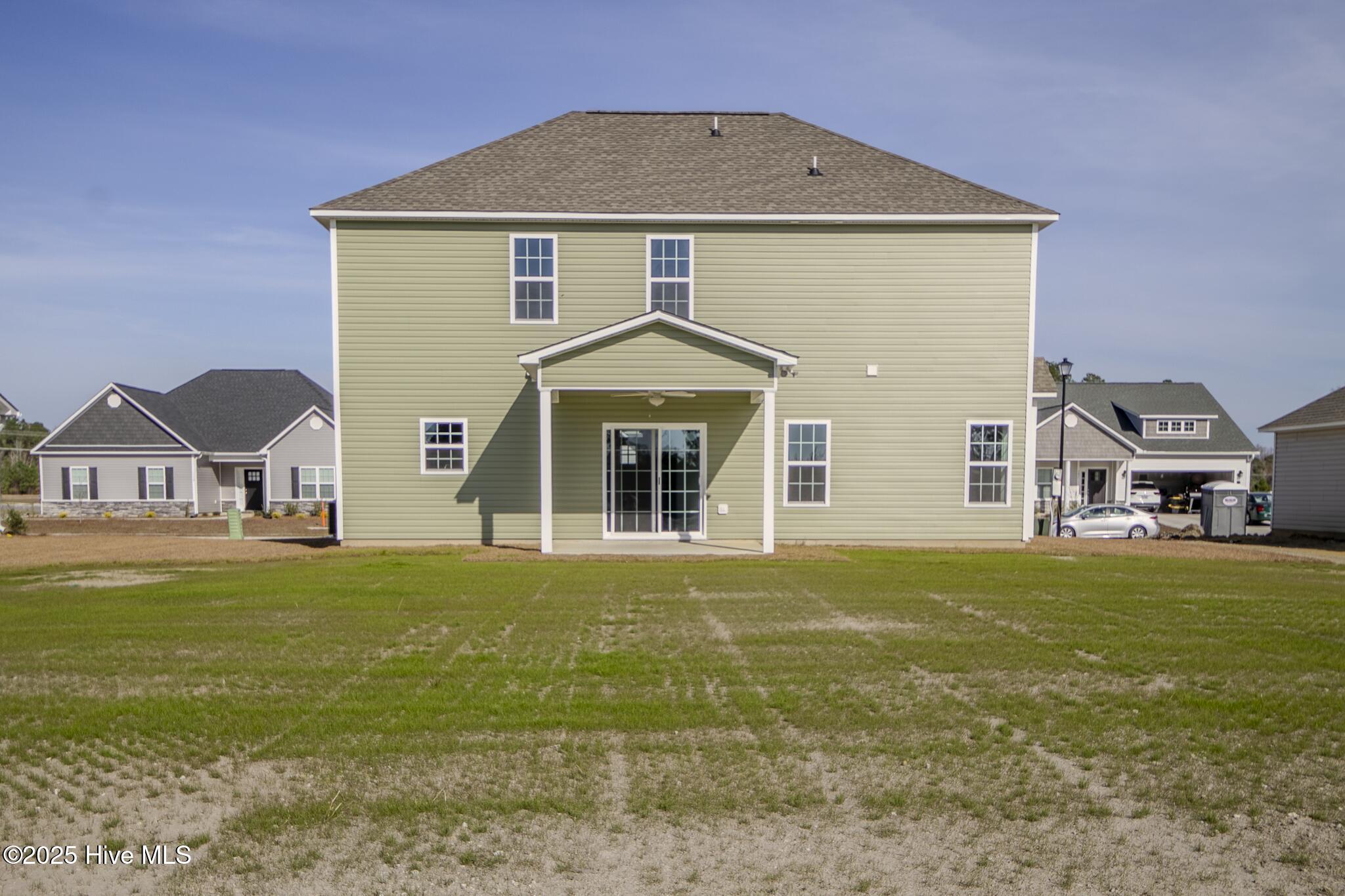 100505721 | Photo 25