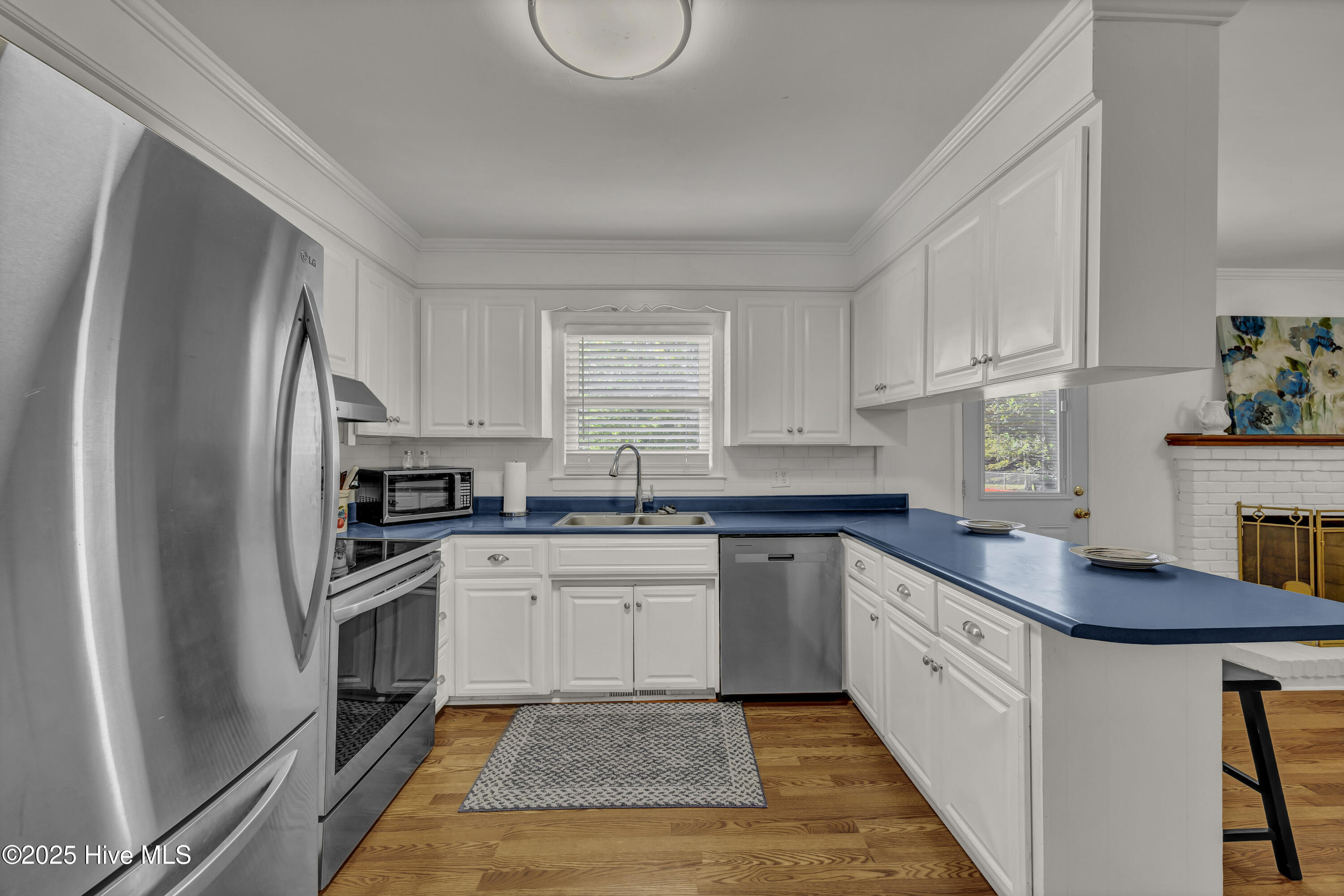 100541737 | Photo 10