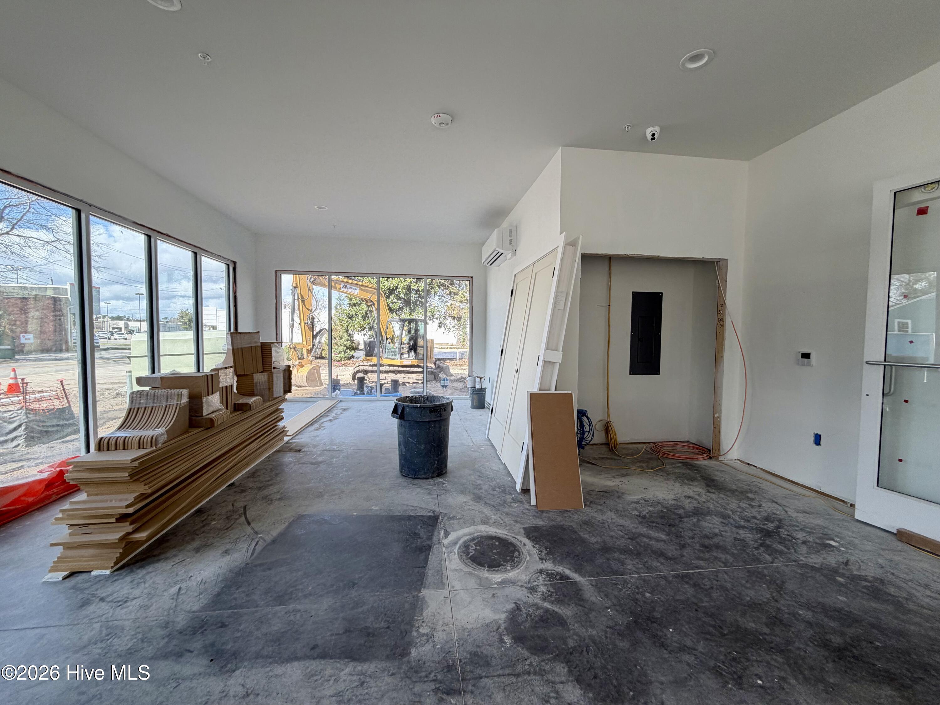 100561133 | Photo 13