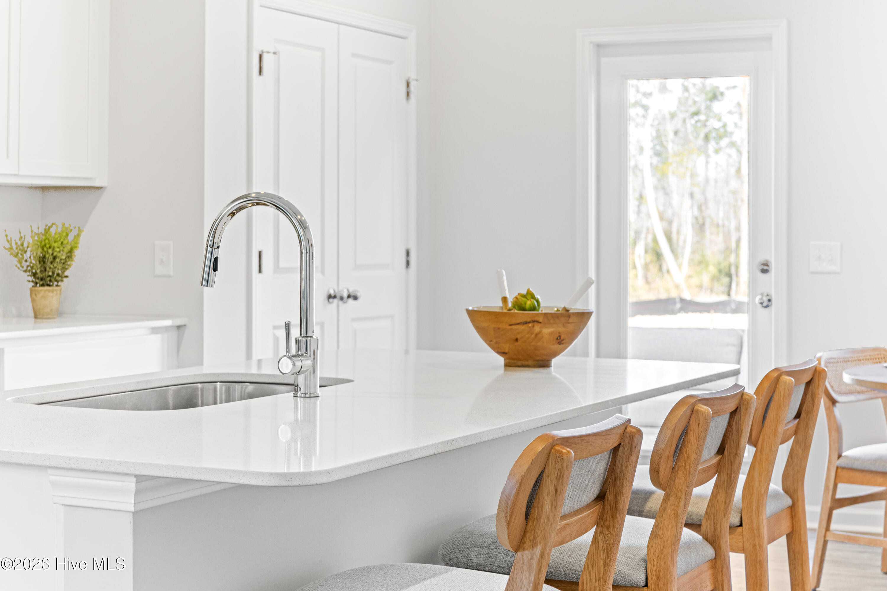 2111 Malmo Loop Rd -13