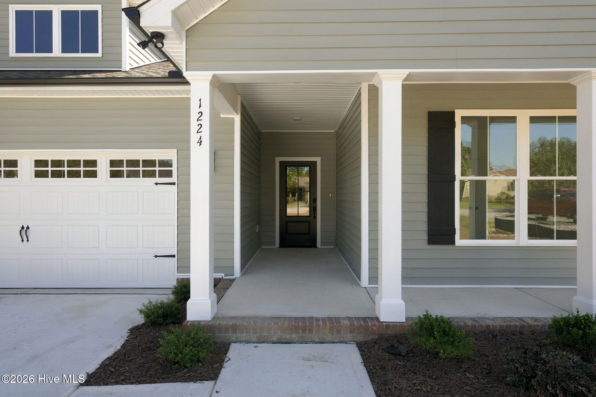 Photo 2 of Single family home for sale at 1224 Petite Terre Ct, New Bern, NC 28560 | MLS# 100602551 | Listing updated on 2026-10-09