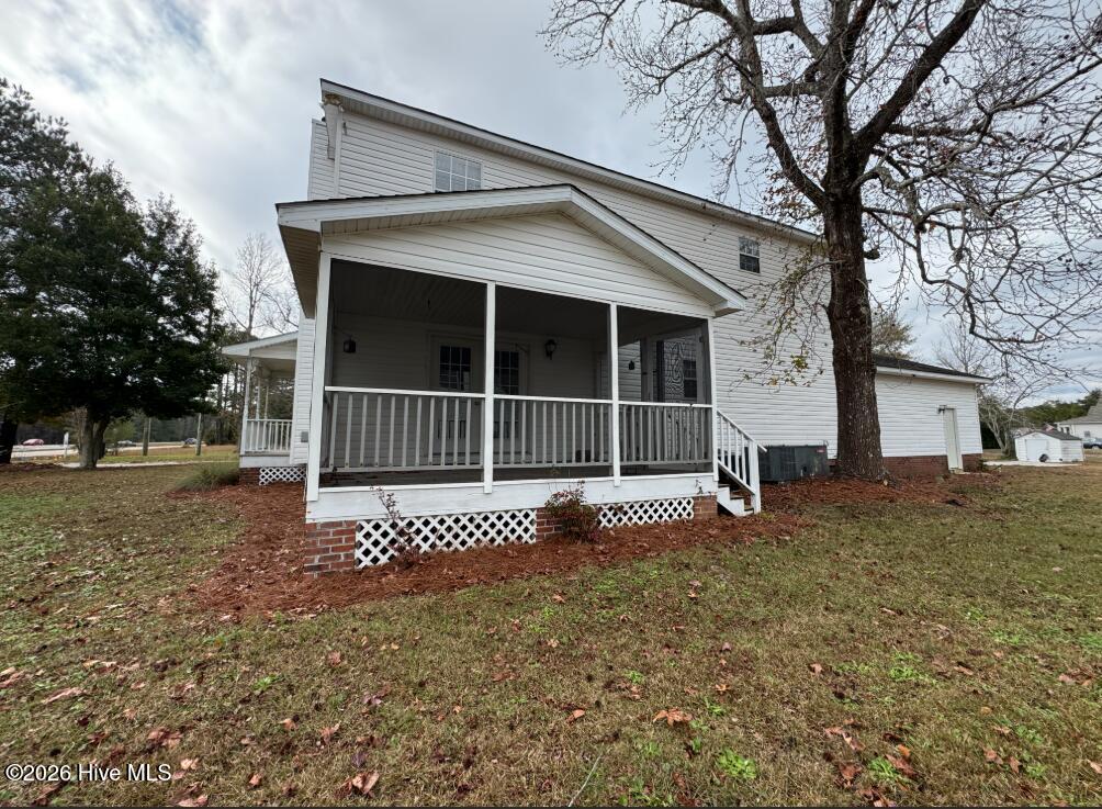 100560606 | Photo 17