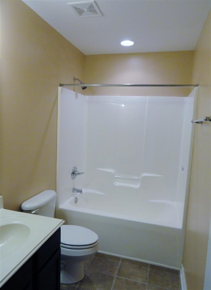 100546690 | Photo 23