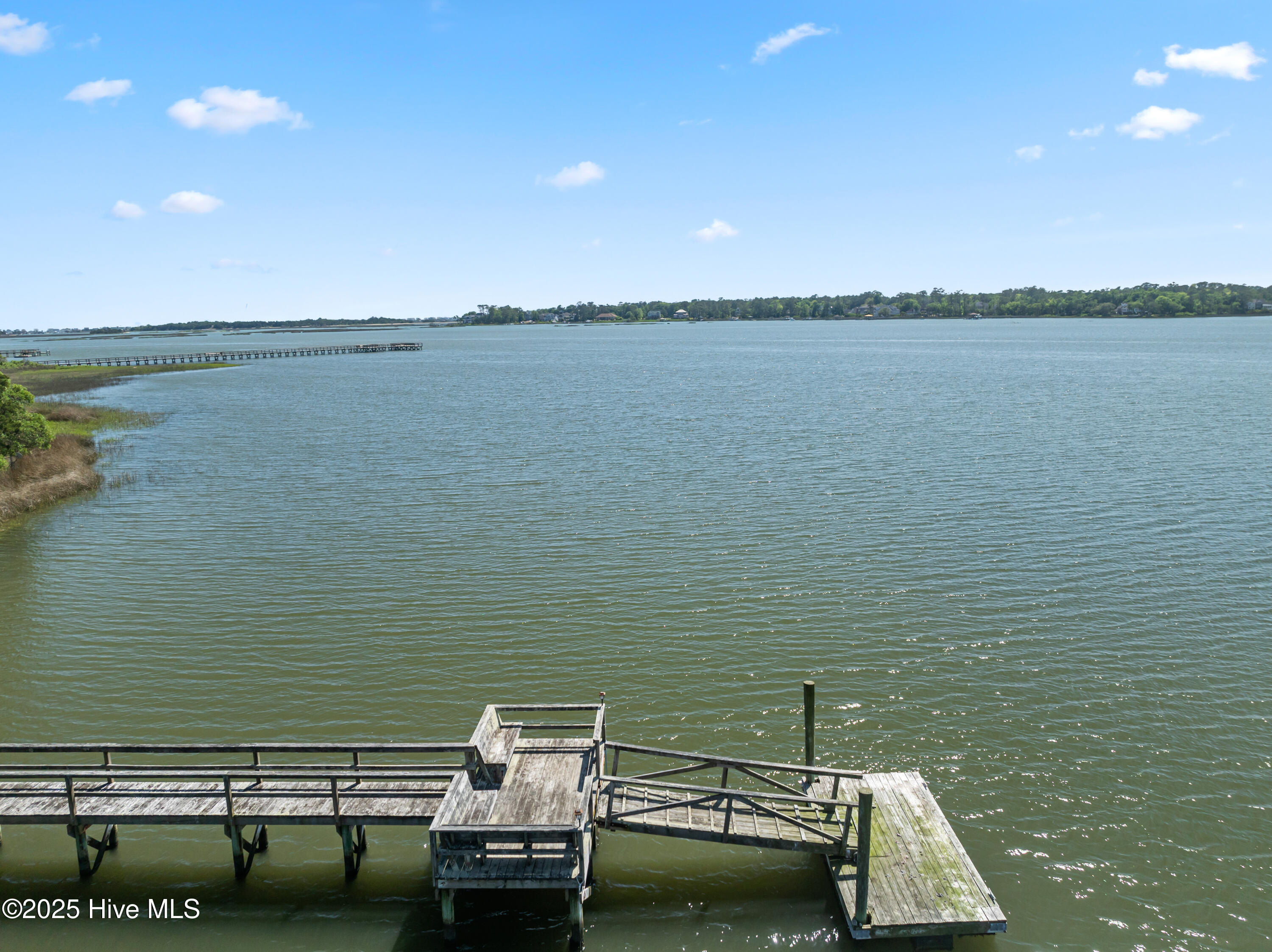 100570378 | Photo 73