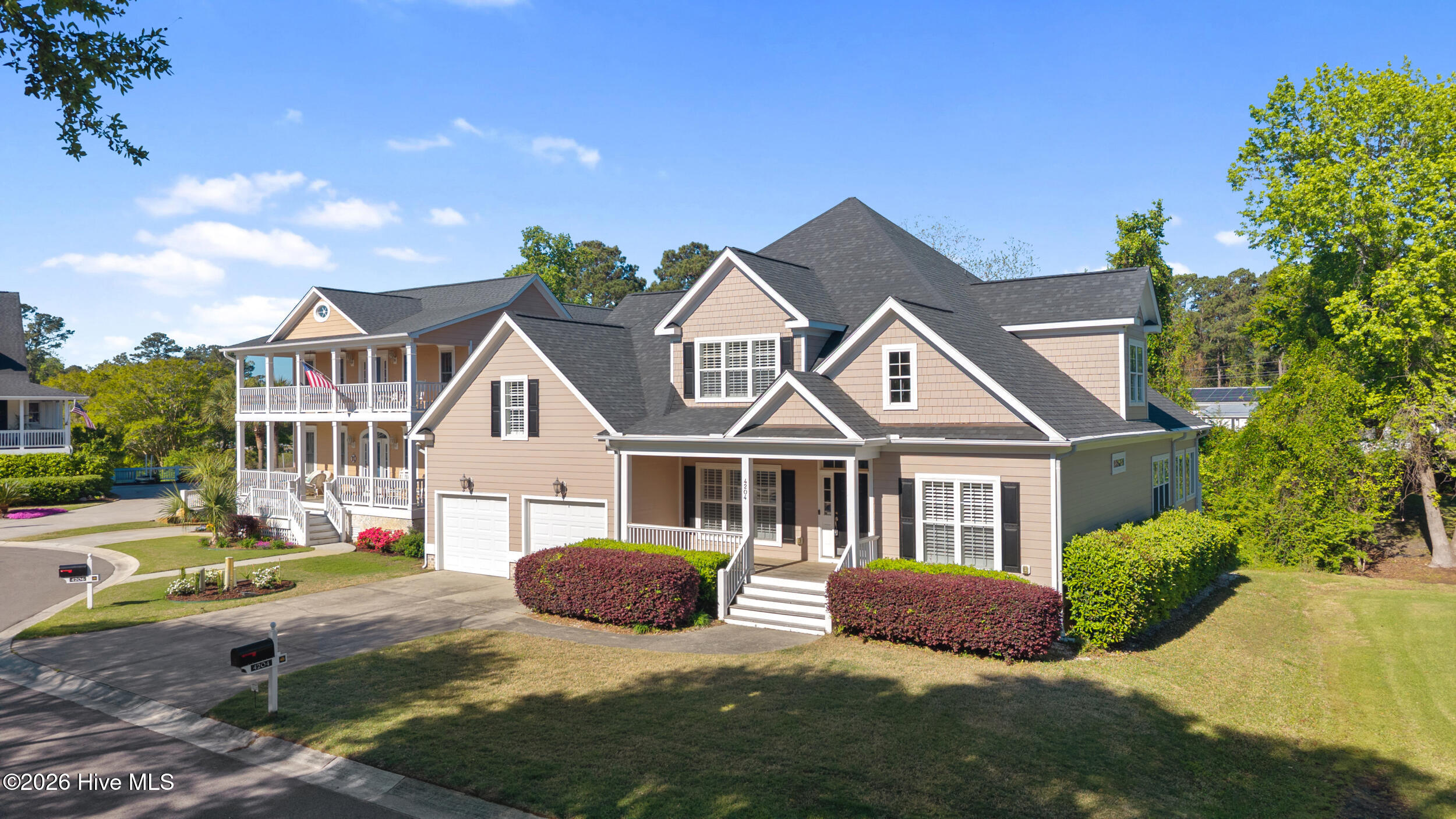 100567096 | Photo 64