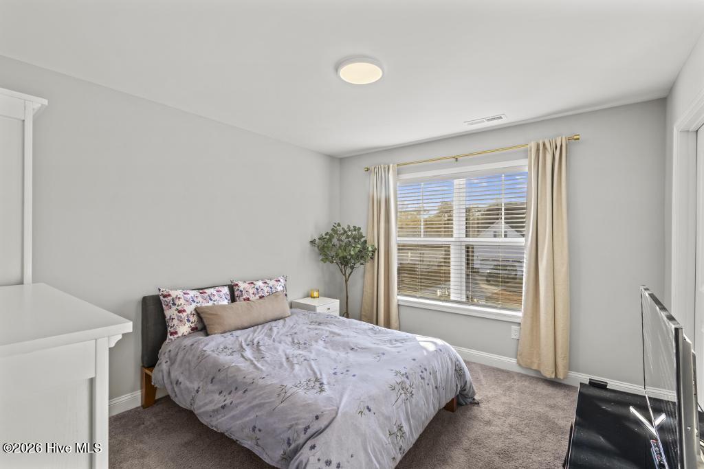 100554111 | Photo 27