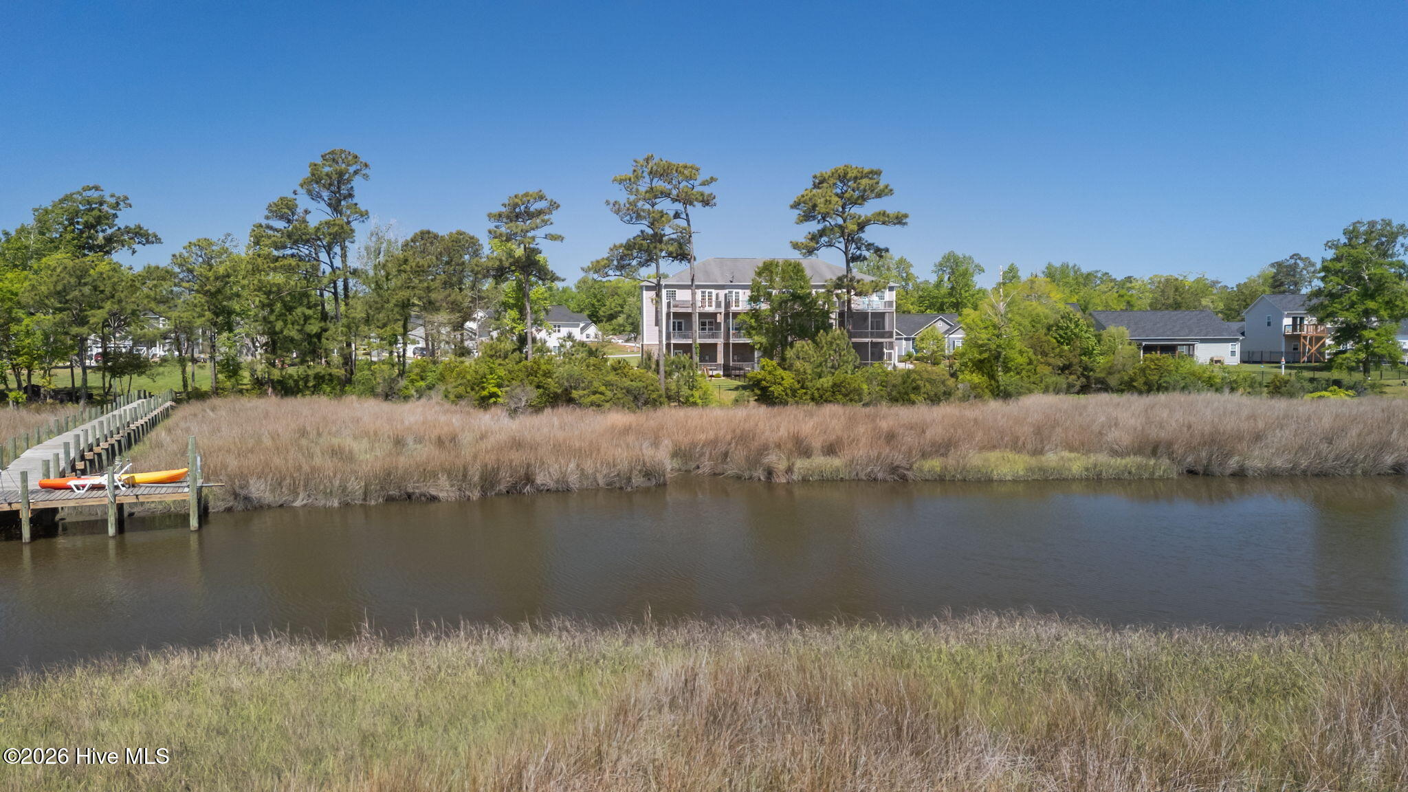 400 Garland Shores Drive,Hubert